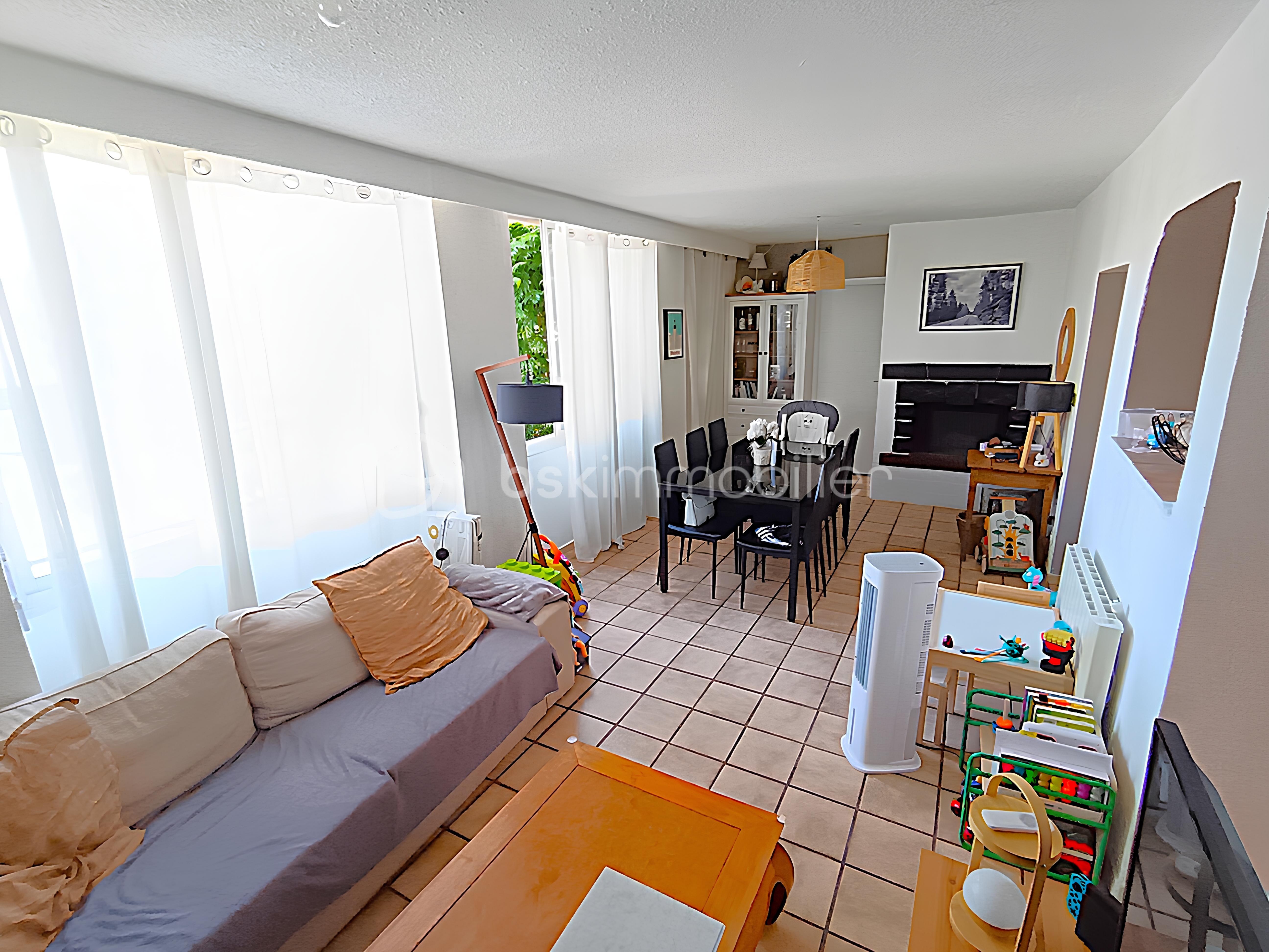 Appartement de 70 m² - 4 SEJOUR C.jpg