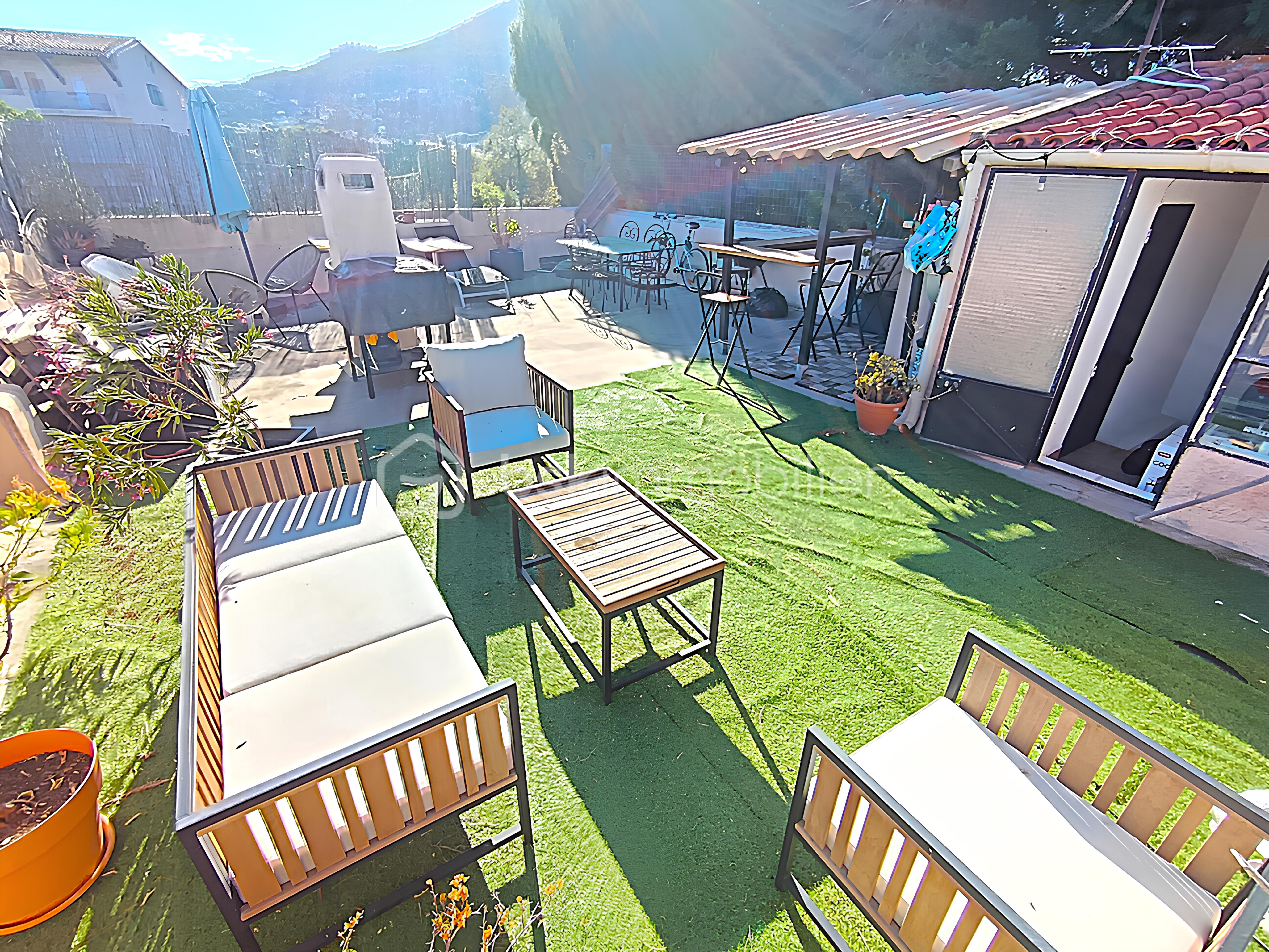 Appartement de 70 m² - 14 TERRASSE A.jpg