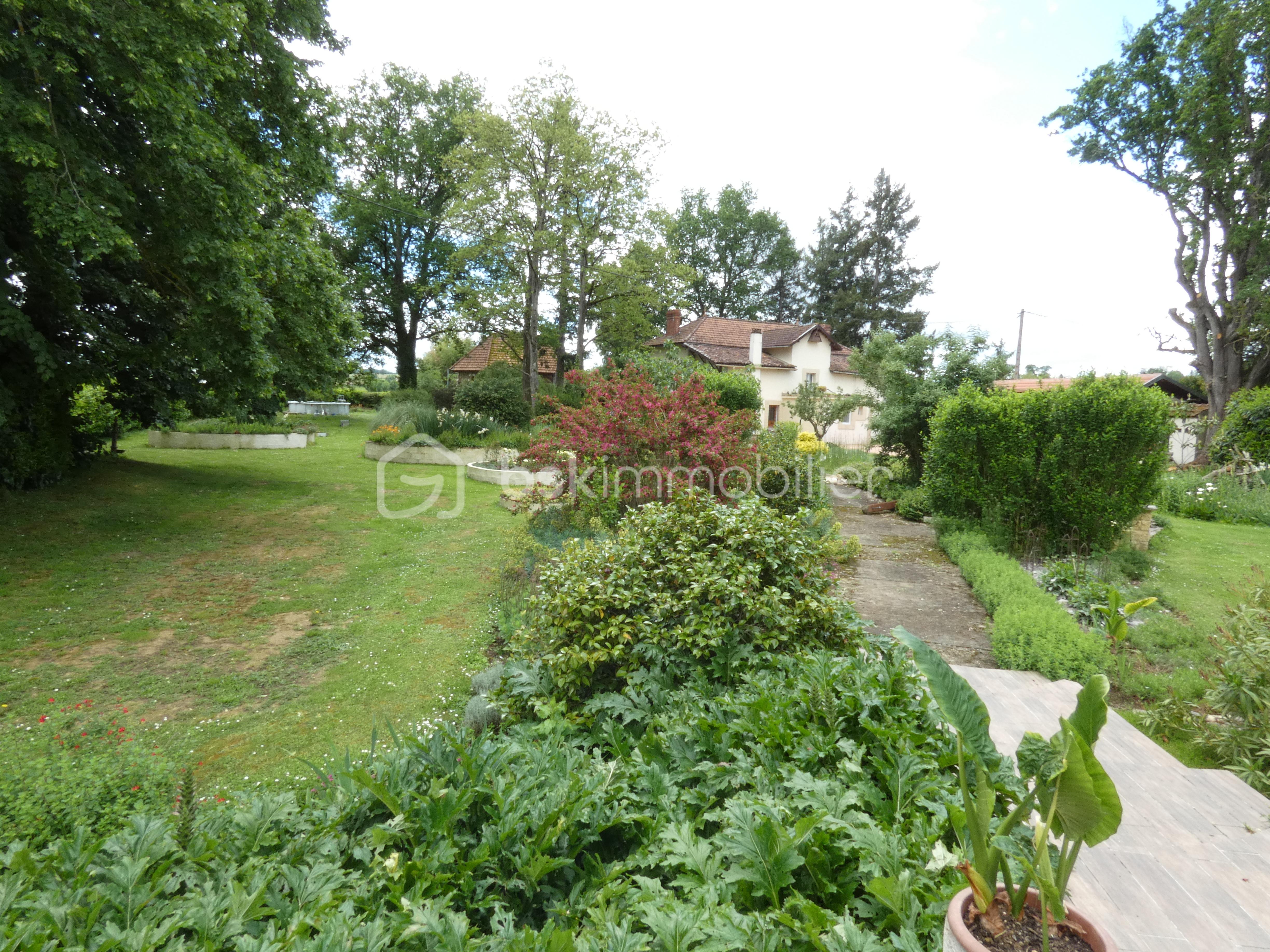 Maison ancienne de 206 m² - P1020187.JPG