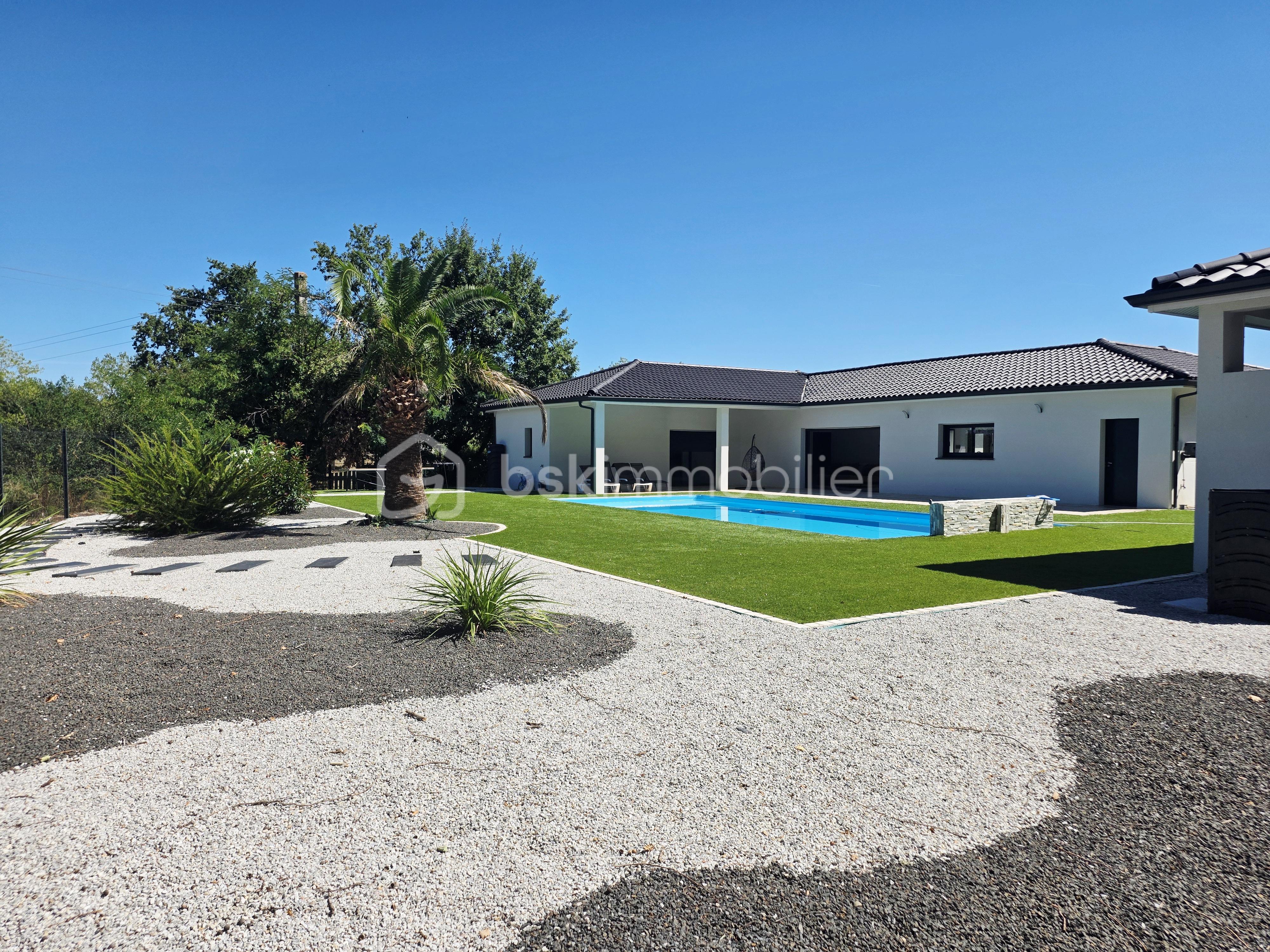 Maison 5 pièces 171 m² · à Castelsarrasin · 171 m² · 425 000 €
