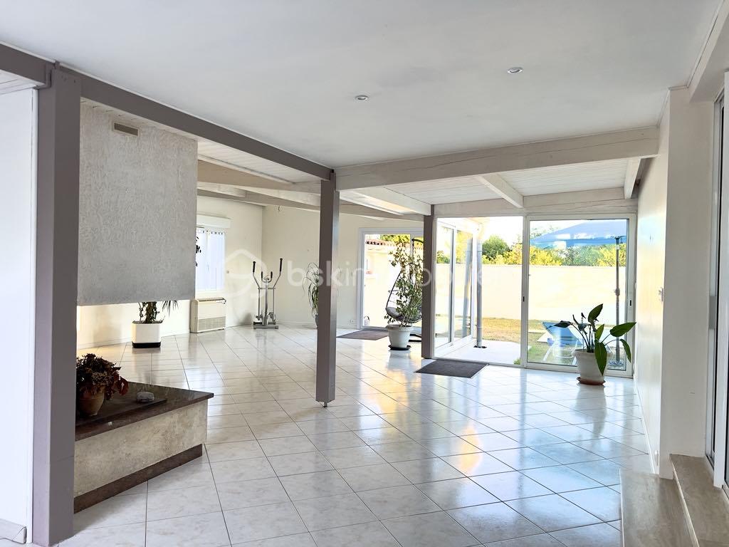 Villa de 205 m² - 502ce80b-48ea-48f7-a33b-0866f38aff5a.jpg