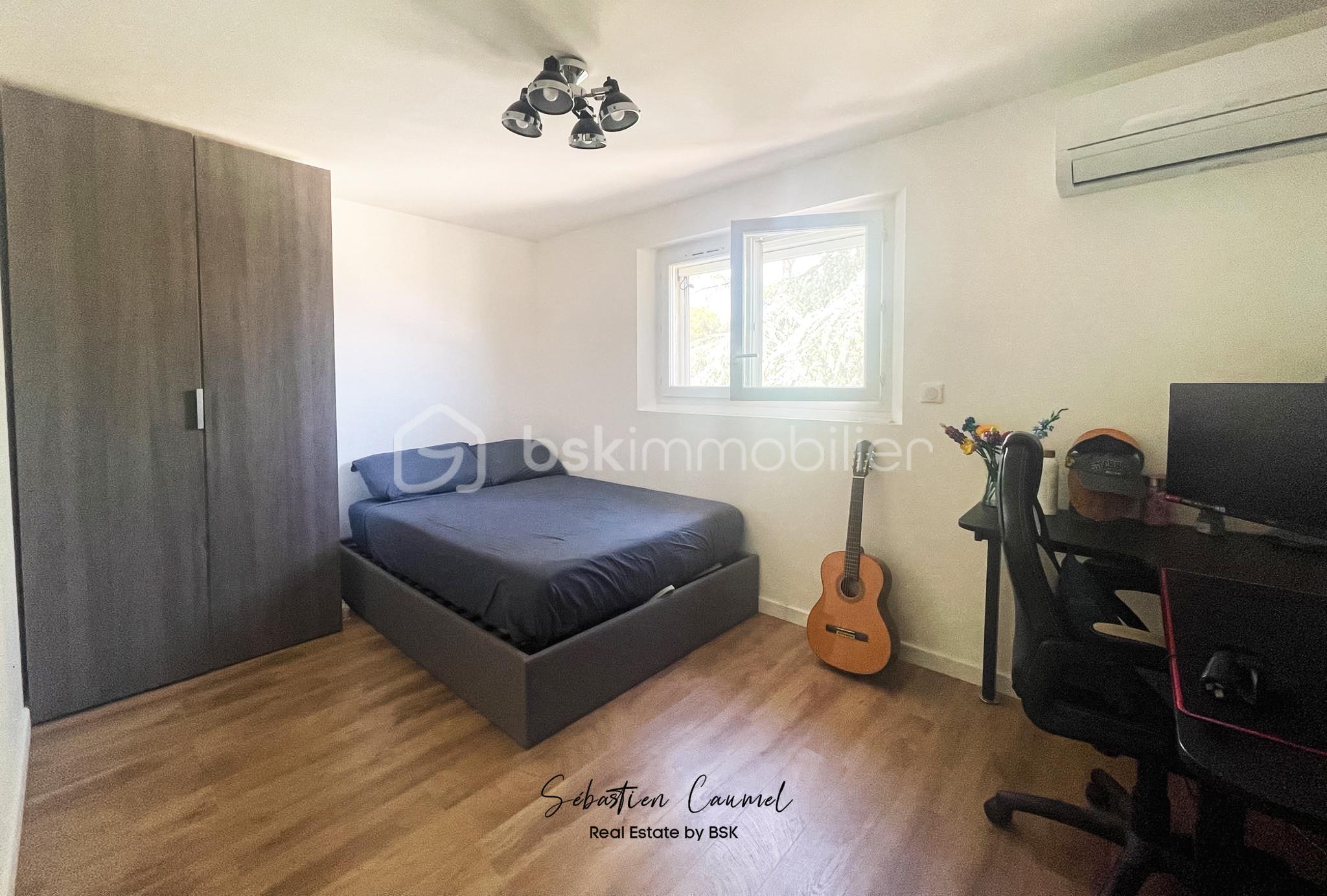 maison-saint-clement-de-riviere-chambre-etage-familiale.jpg