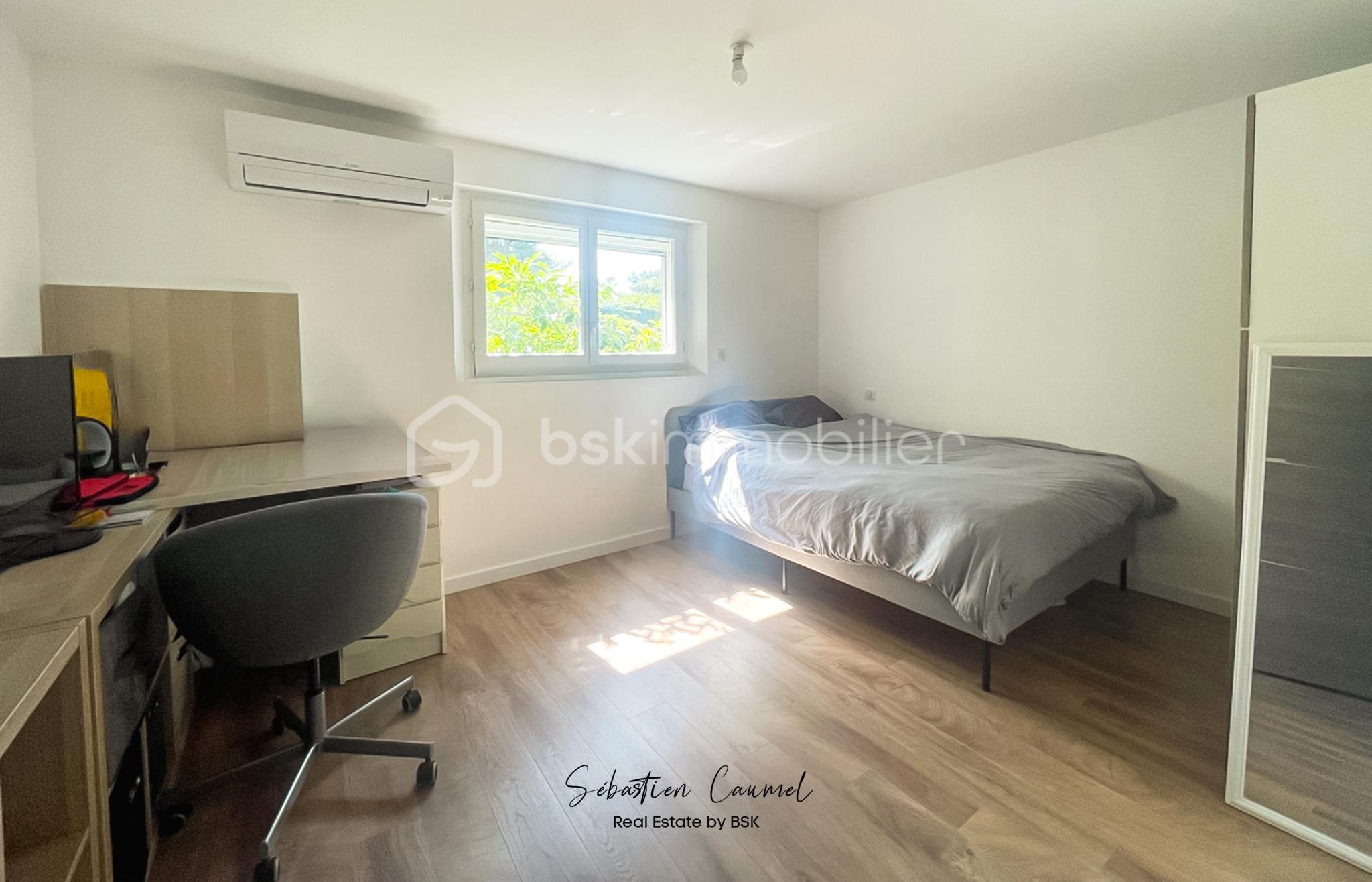 maison-saint-clement-de-riviere-chambre-etage-familiale-.jpg