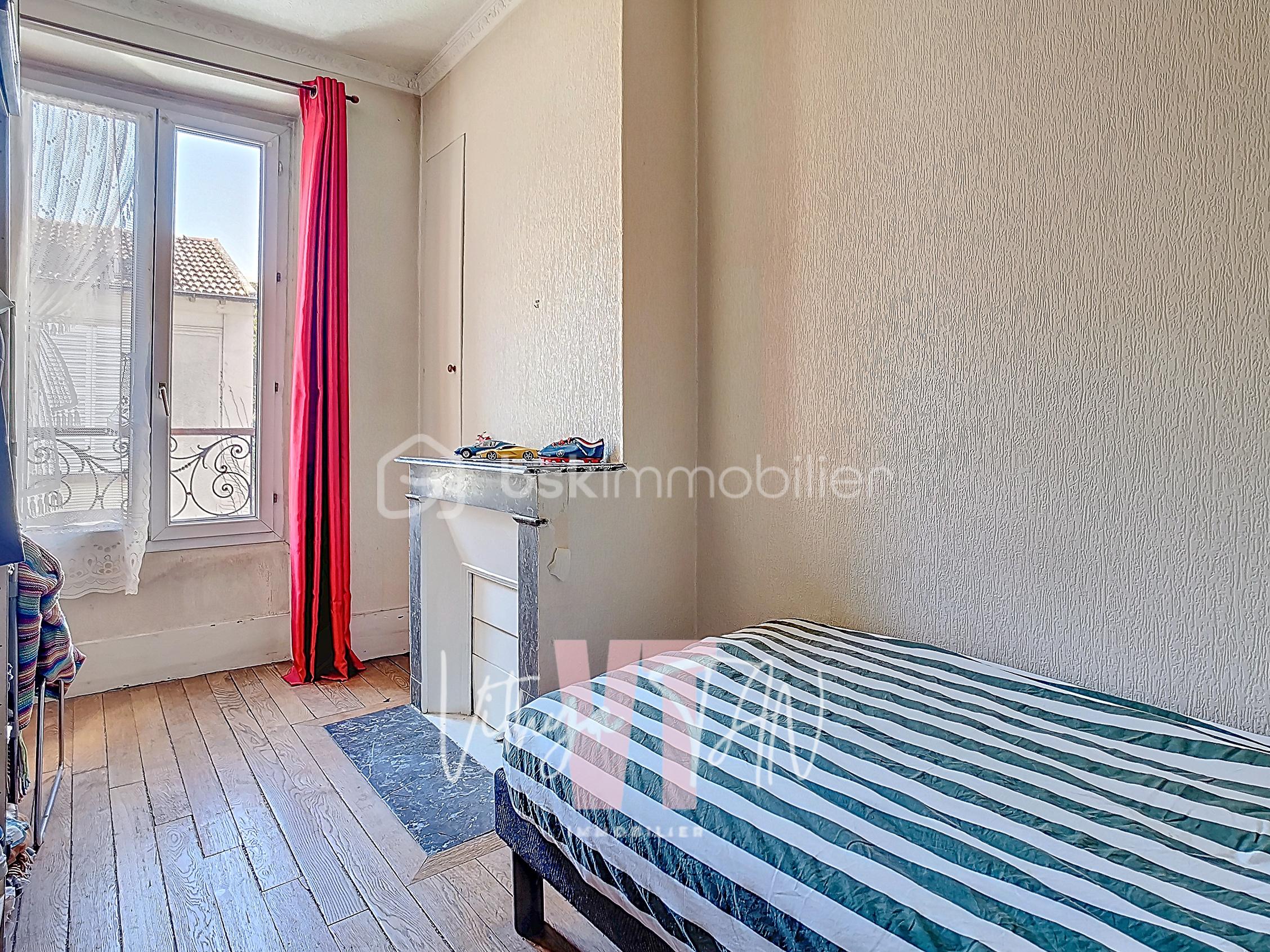 Appartement de 50 m² - 8 CHAMBRE 1.jpg