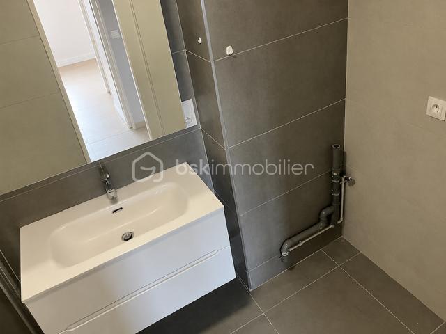 boutin salle d'eau 3.PNG