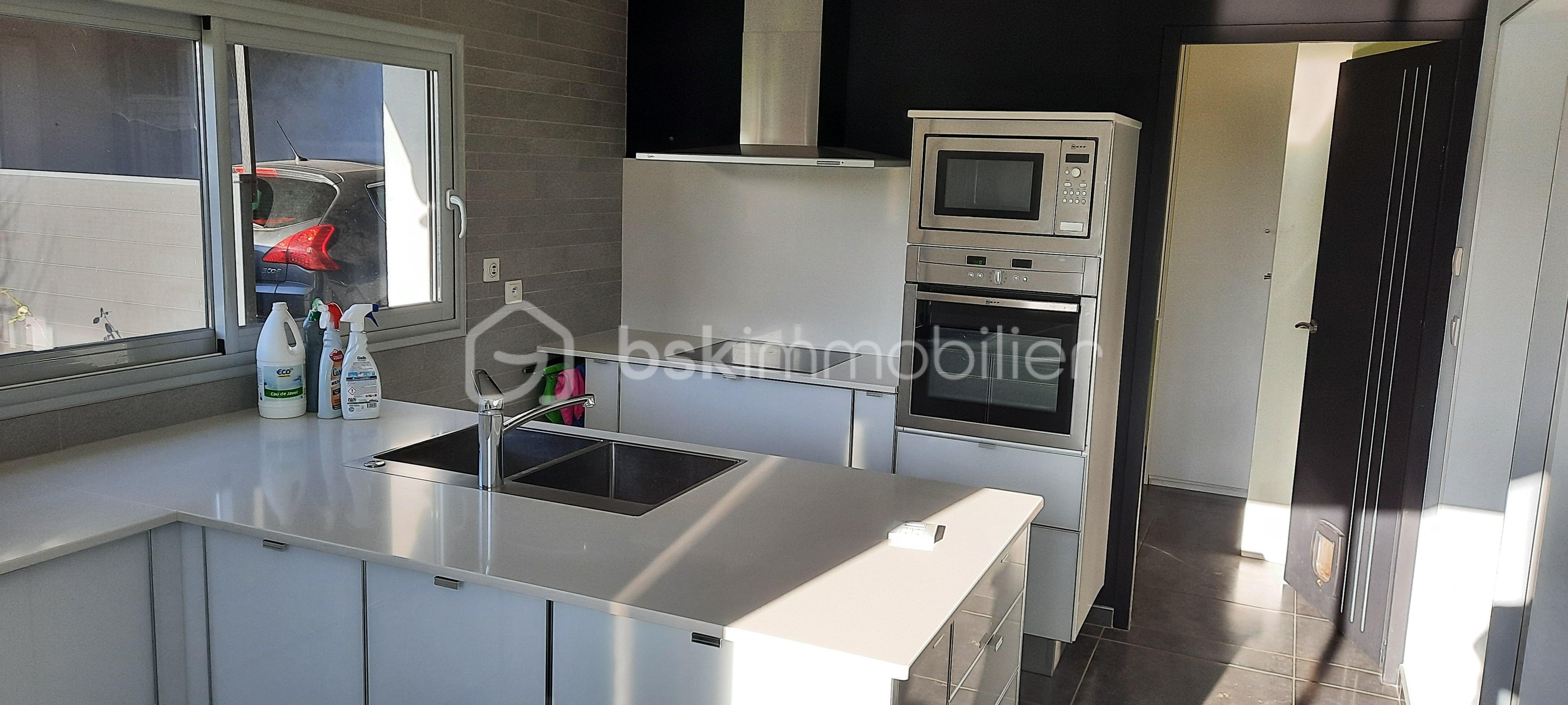 Maison de 196 m² - CUISINE 3.jpg