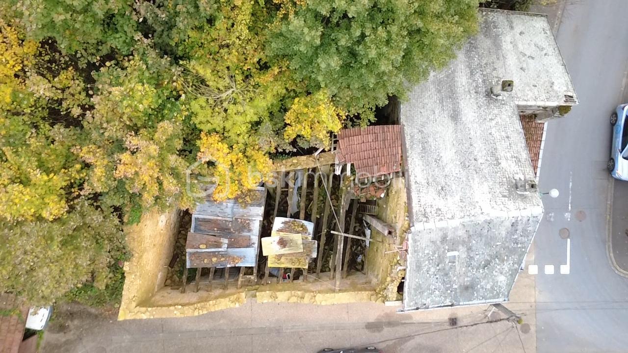 Maison de 150 m² - dji_fly_20251029_162052_0_1761751252877_photo_low_quality.jpg