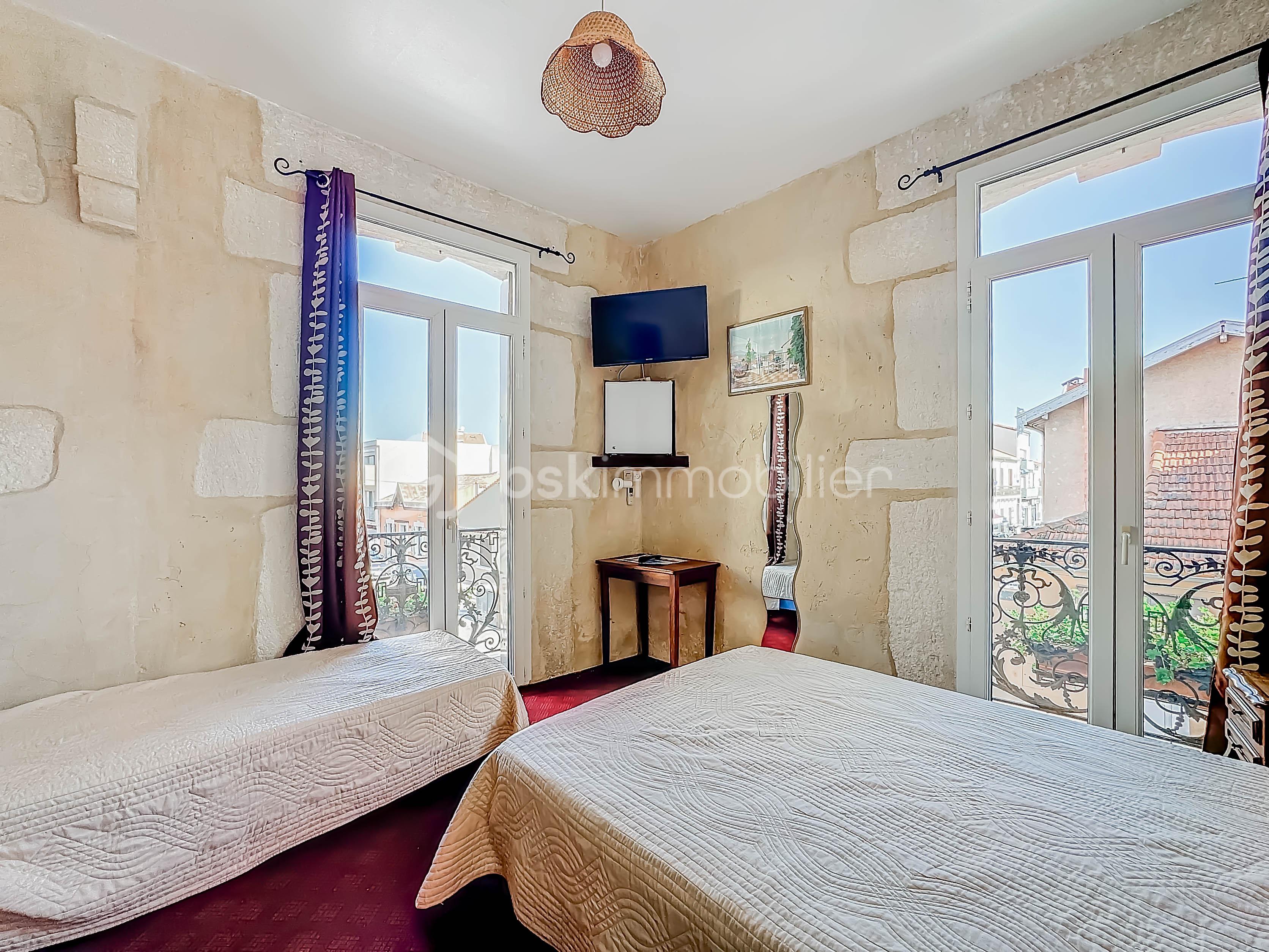 Immeuble de 280 m² - IMG_0461 2.jpg