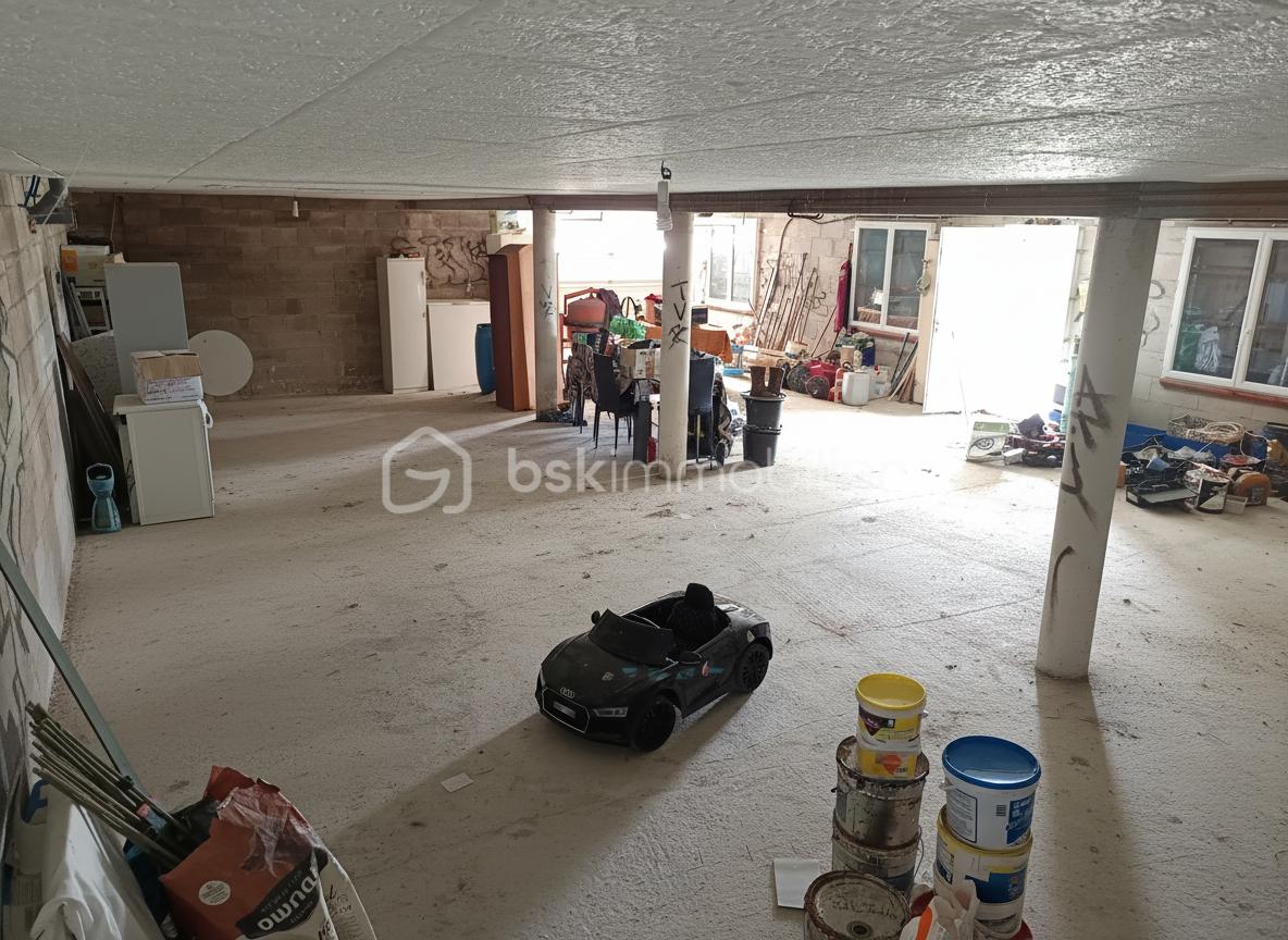 Maison d architecte de 135 m² - generated_2025-11-28T10_12_14.820801.jpg.jpeg