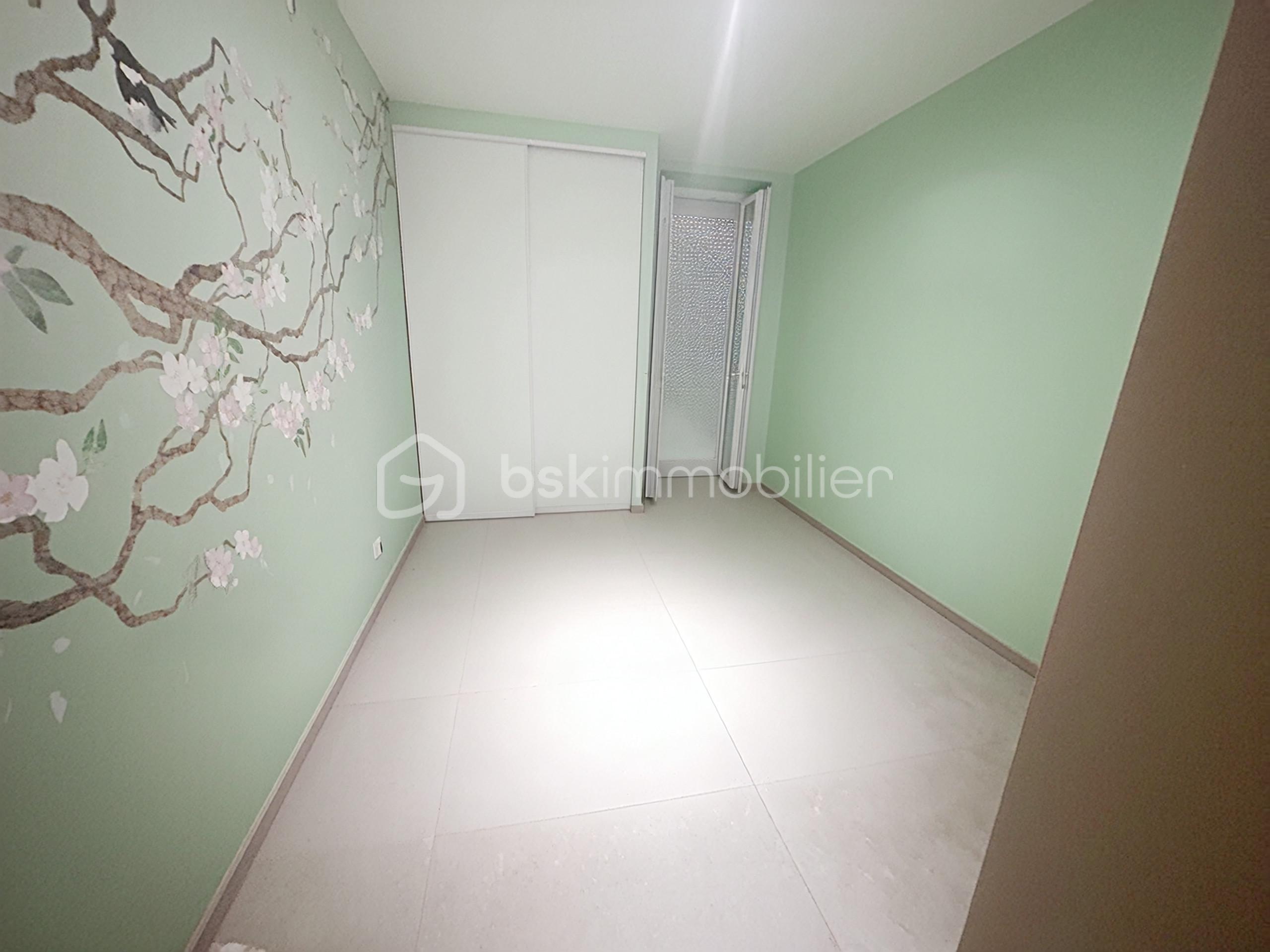 mmes-pergaud-hall_00002.jpg
