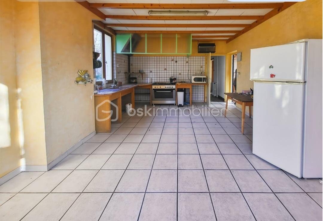 Maison de 900 m² - Screenshot_20250323_193204_ProperShot.jpg
