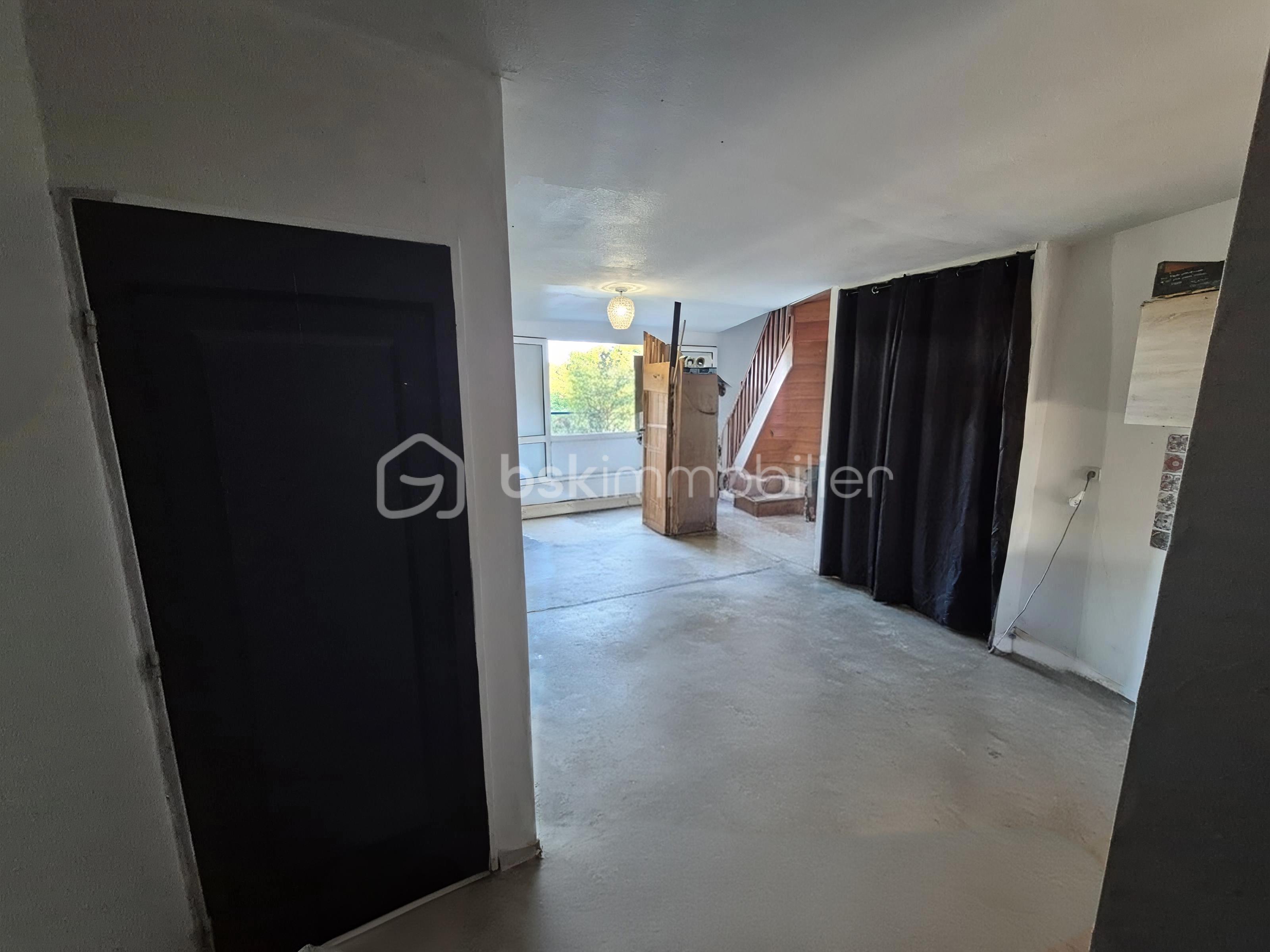 Duplex de 51 m² - pgXEVcmS50bFLdH3XNSjv0zWpjkgUAhV6ulmR7d6.jpg