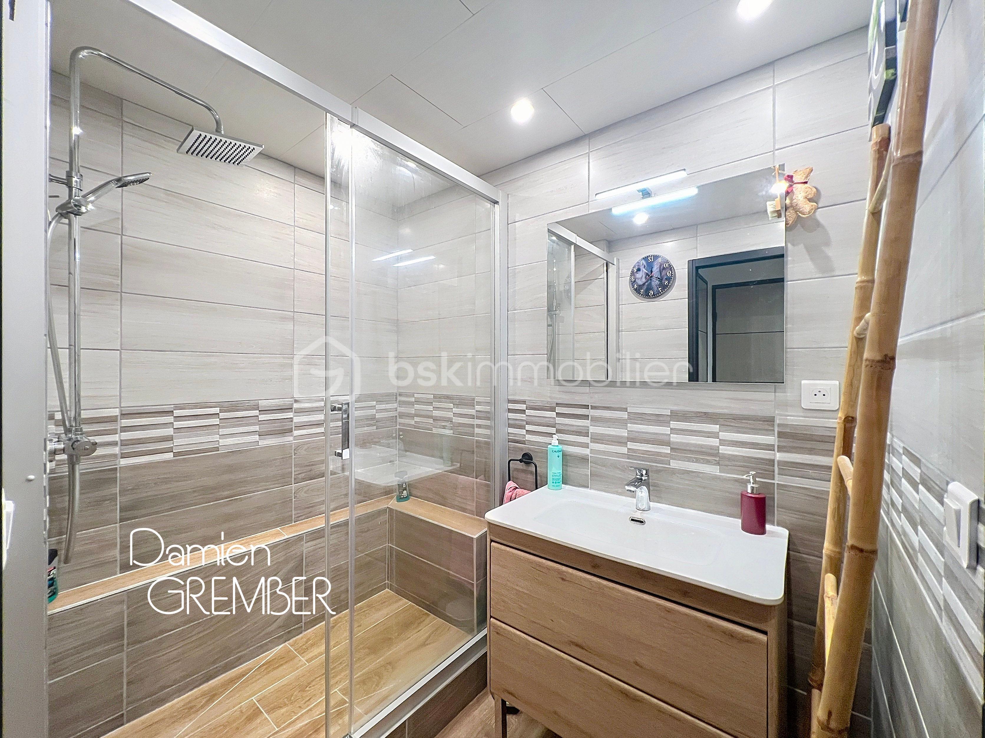 Appartement de 47,94 m² - salle d'eau.jpg