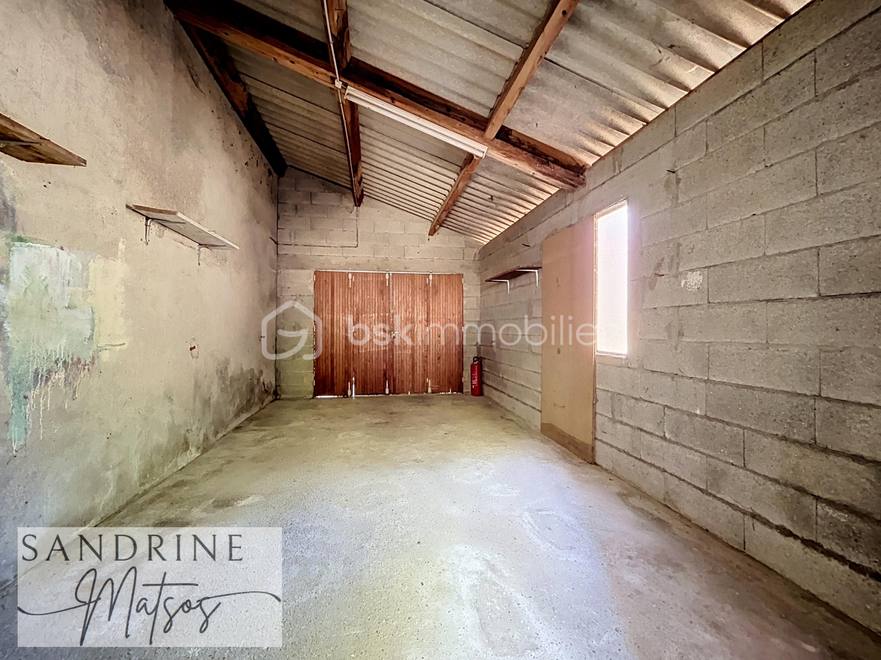GARAGE.jpg