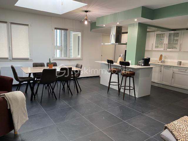 Appartement de 80 m² - séjour 1.jpg