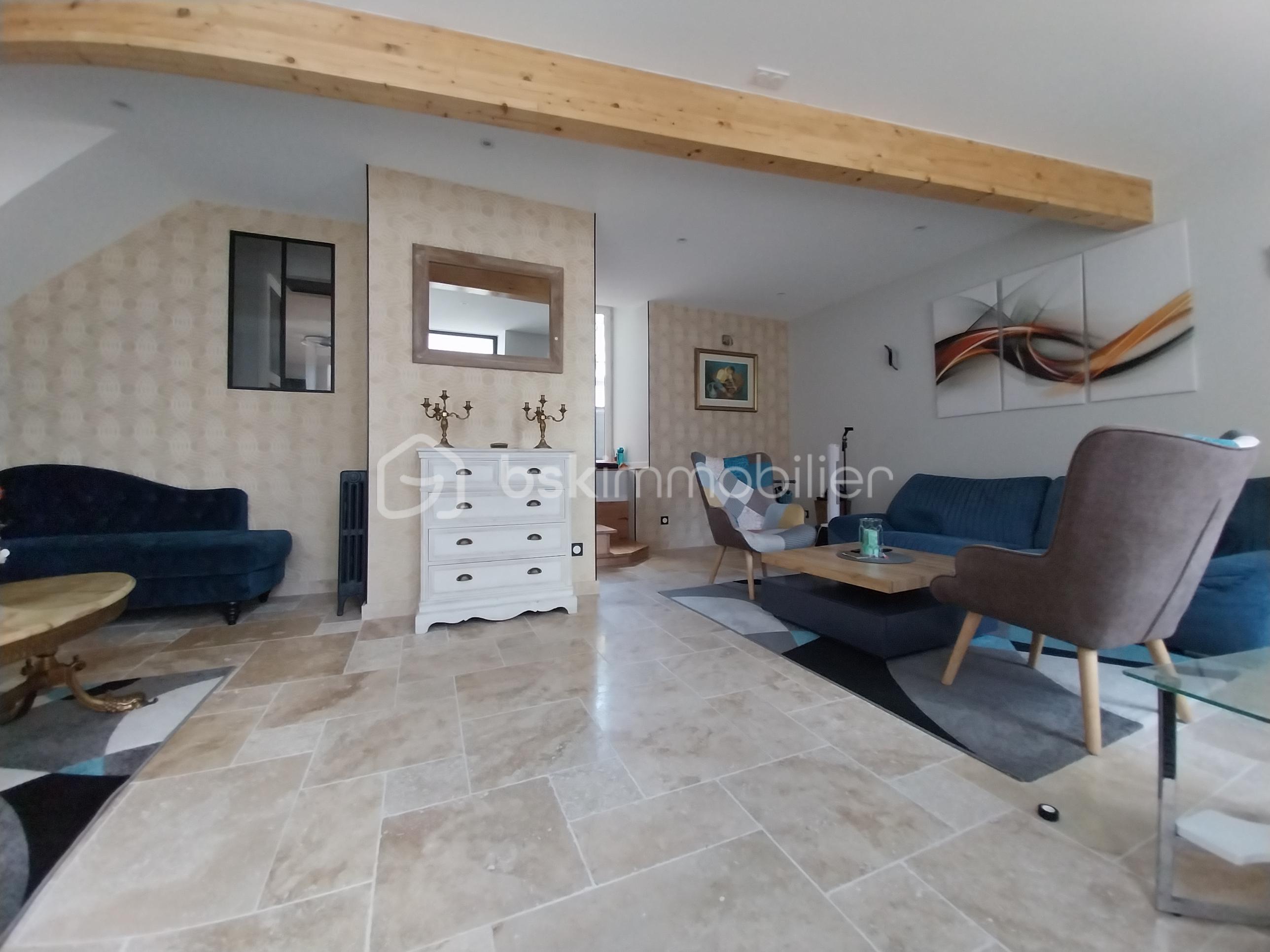 Maison 7 pièces 156 m² · à Gorron · 156 m² · 230 500 €