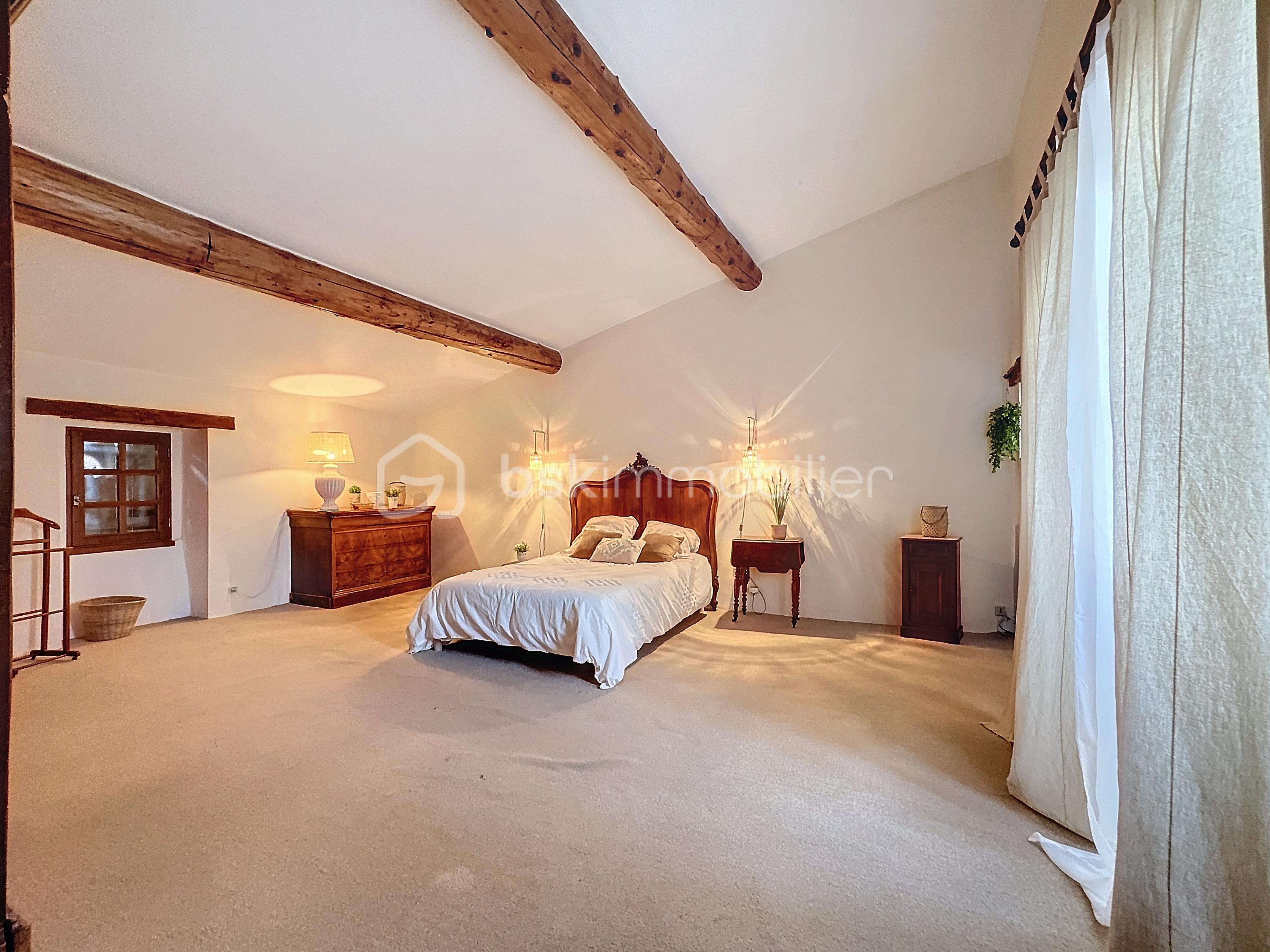 Maison en pierre de 256 m² - vivi_00034.jpg