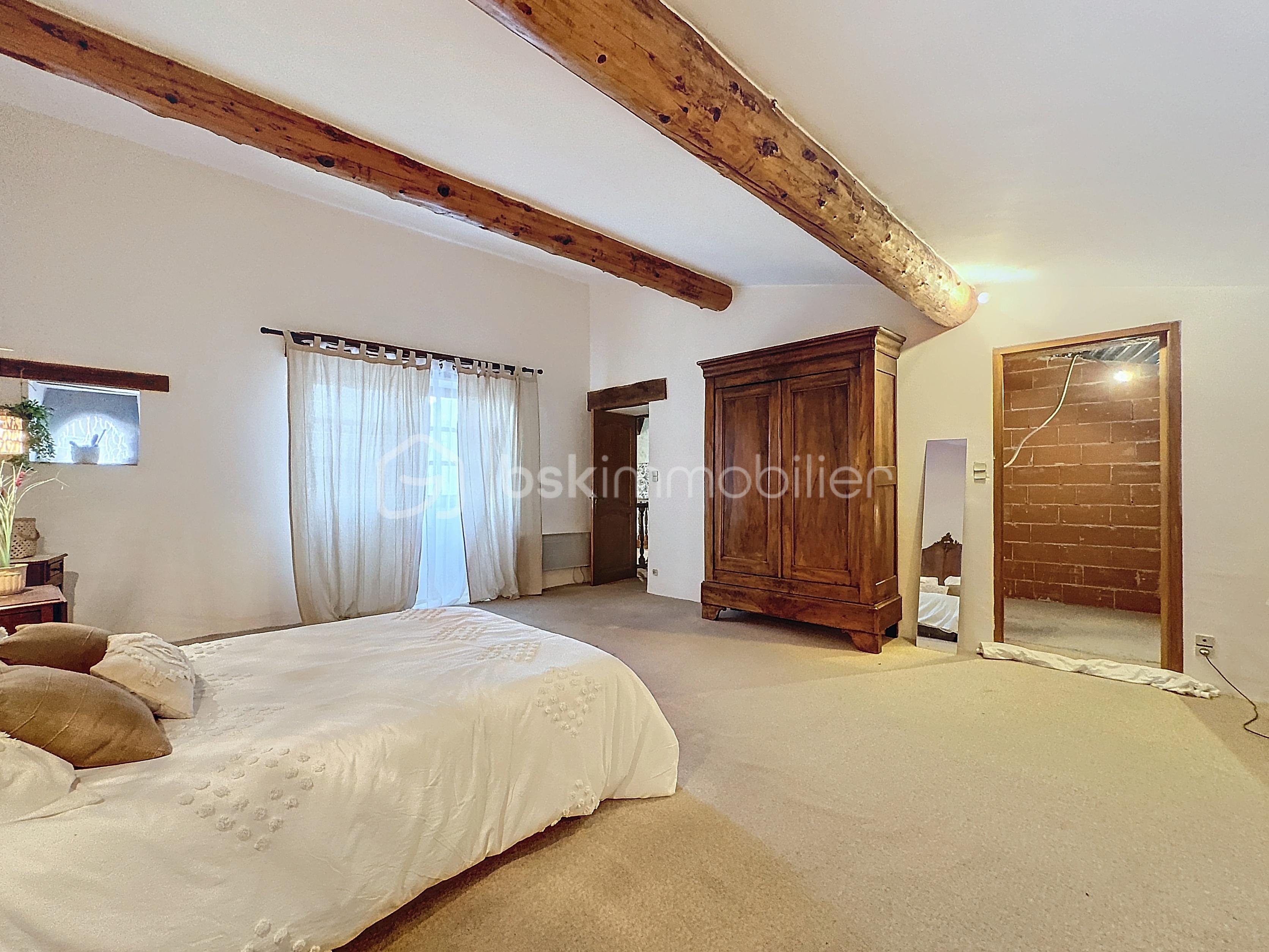 Maison en pierre de 256 m² - vivi_00026.jpg