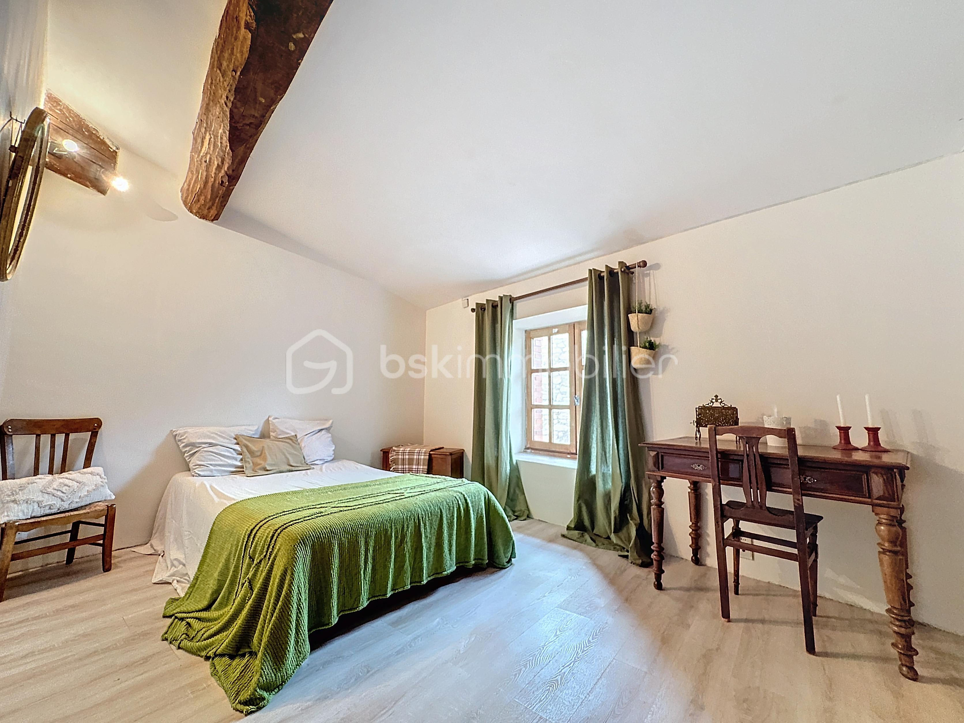 Maison en pierre de 256 m² - vivi_00014.jpg