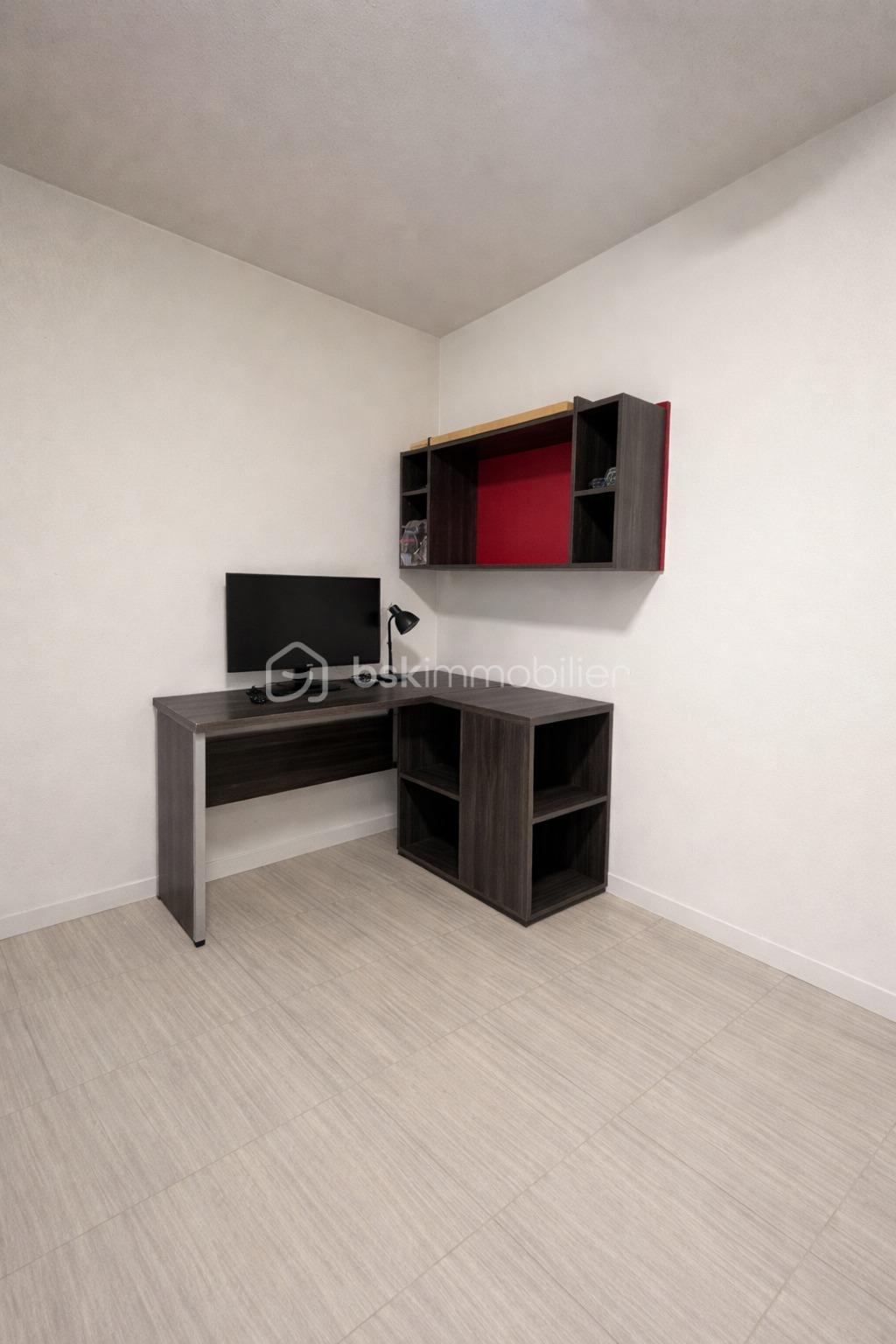 Appartement de 18,60 m² - BUREAU.jfif