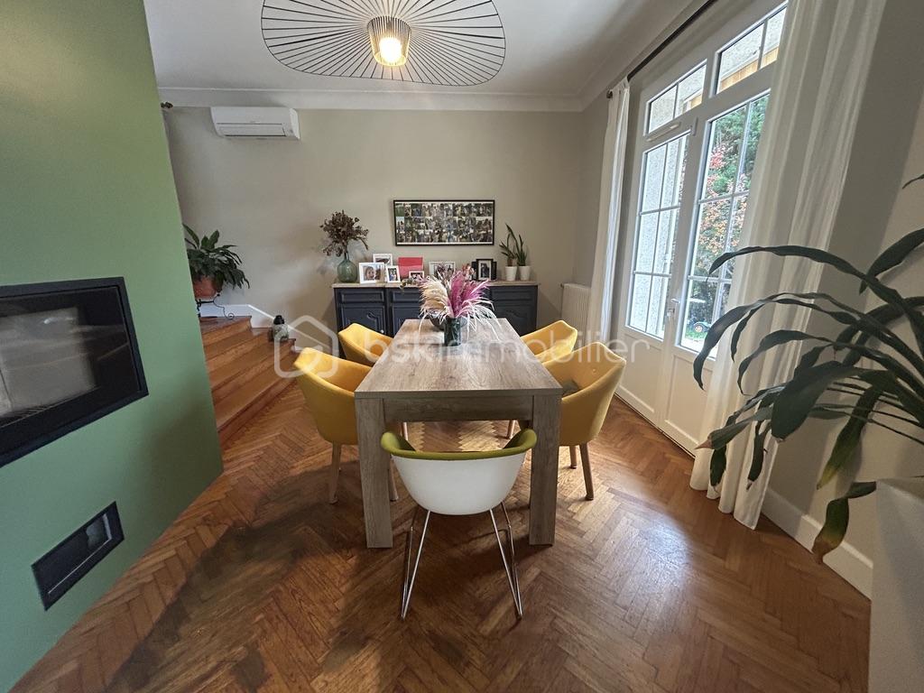 Maison de 187,20 m² - FBE39D06-12A3-46A7-A35F-F8D06C8F5F41_1_105_c.jpeg