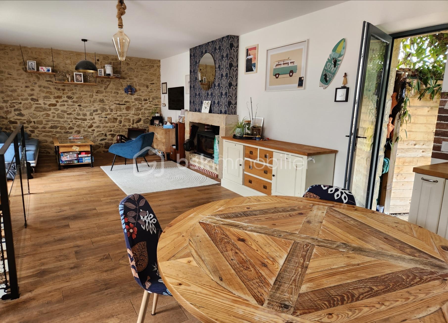 Maison en pierre de 140 m² - Screenshot_20250724_222236_Gallery.jpg
