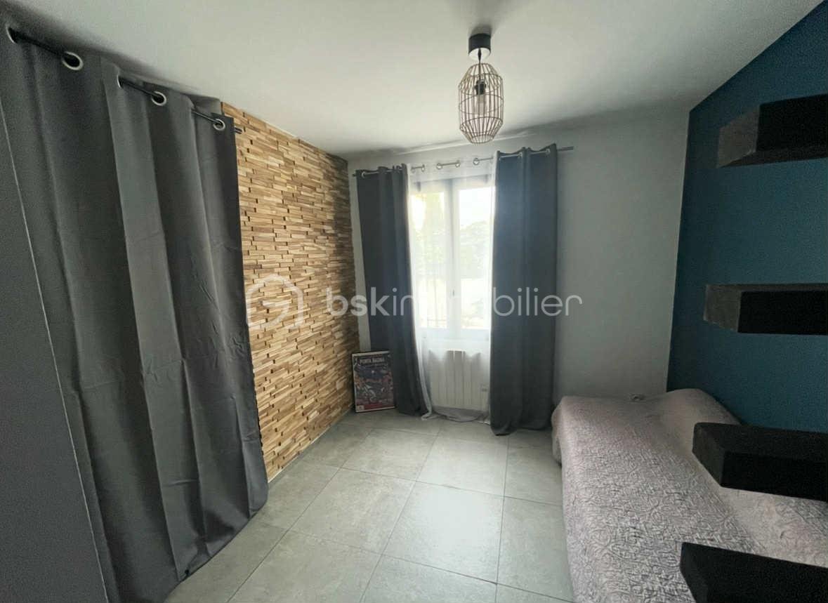 Maison contemporaine de 173 m² - att.mIL-4wqCSbSIr7euz3QsxU6Yn5iT9SZe158GWP_QAyA.JPG