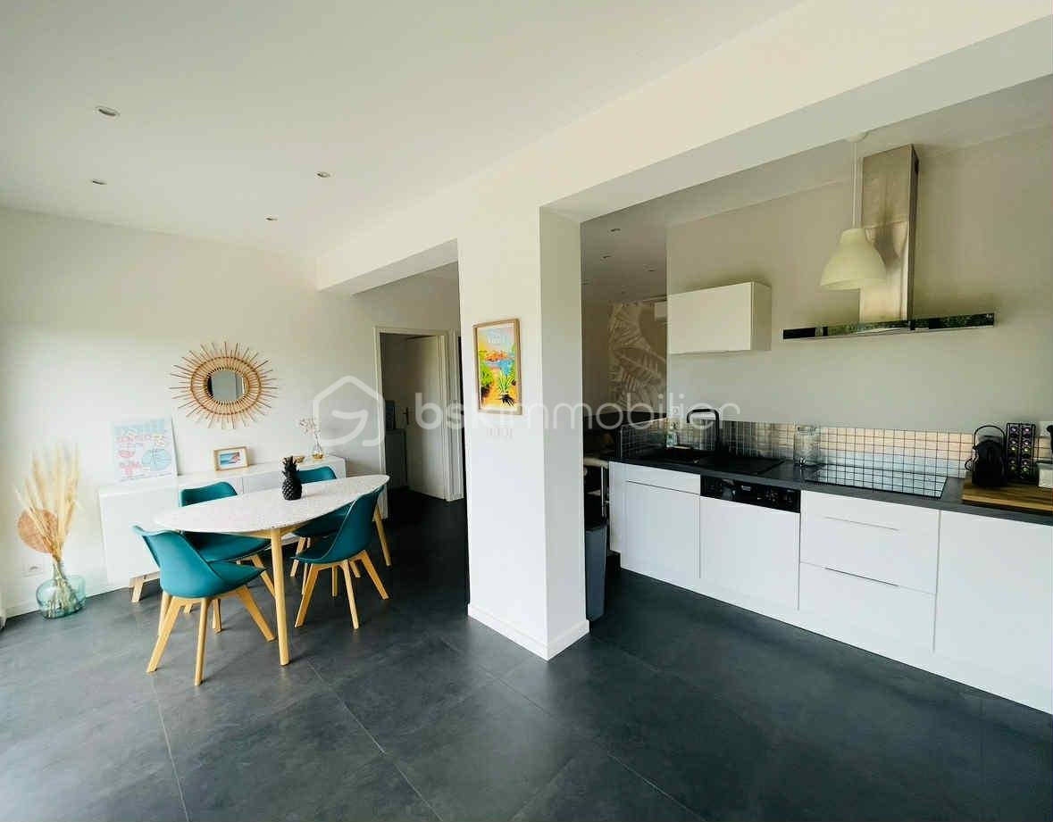 Maison contemporaine de 173 m² - att.rSBOIKZihZo_OFRBRT4q3F1WyP8JQ5Vttz3QJbUKqkE.JPG