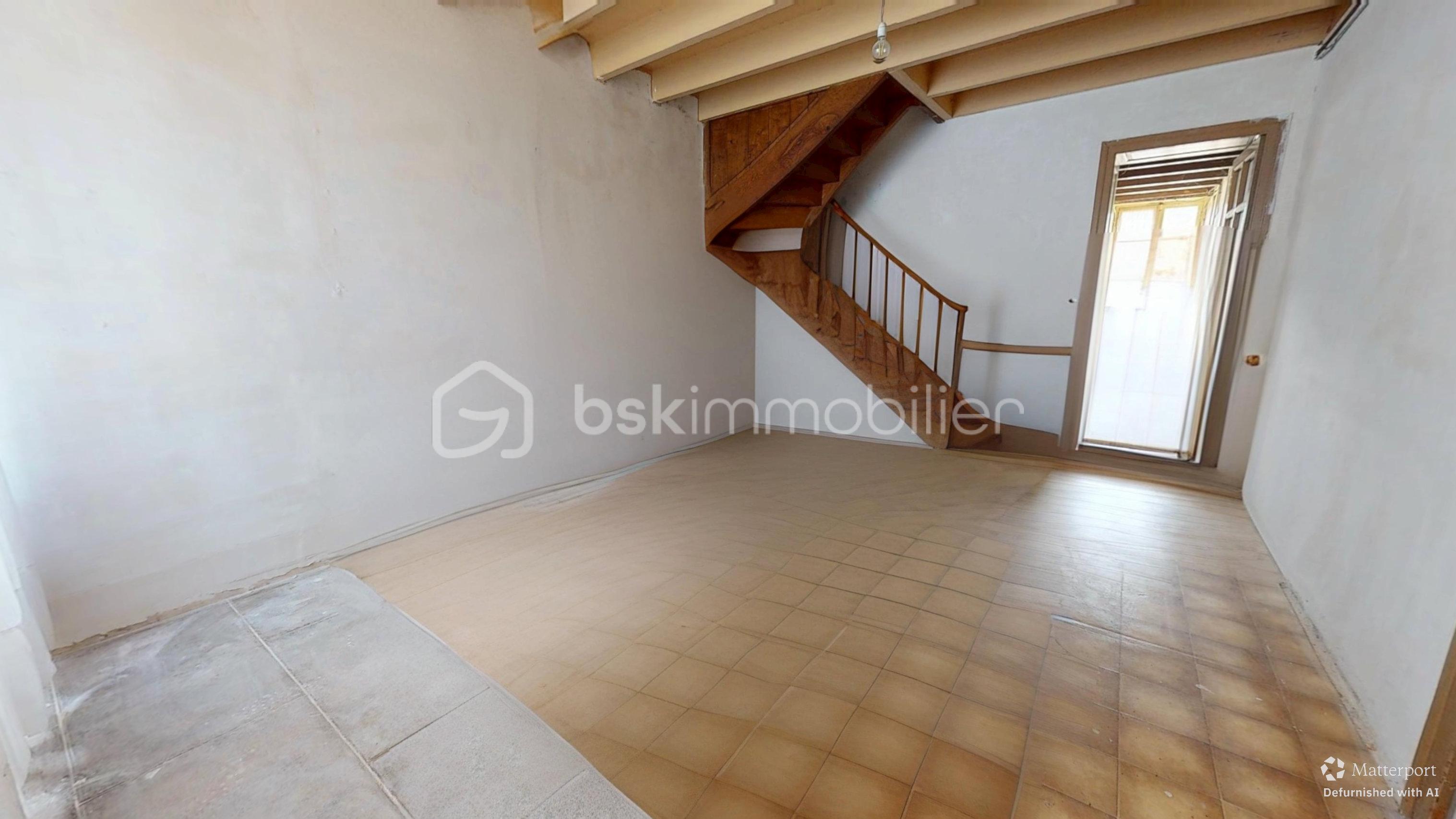 Maison de 268 m² - 15-avenue-du-pont-de-la-grace-09212025_205047_defurnished.jpg