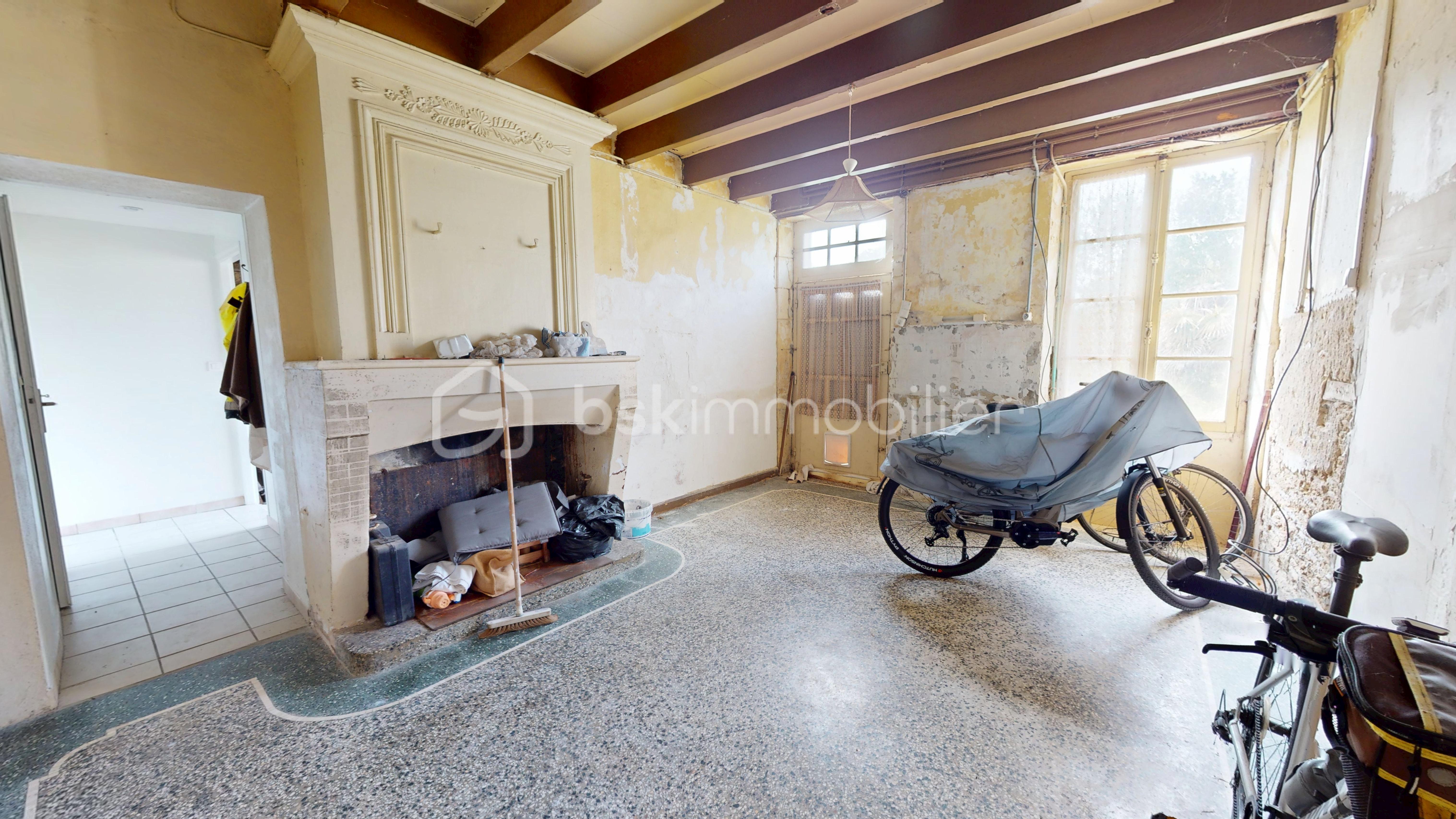 Maison de 268 m² - 15-avenue-du-pont-de-la-grace-09212025_205118.jpg