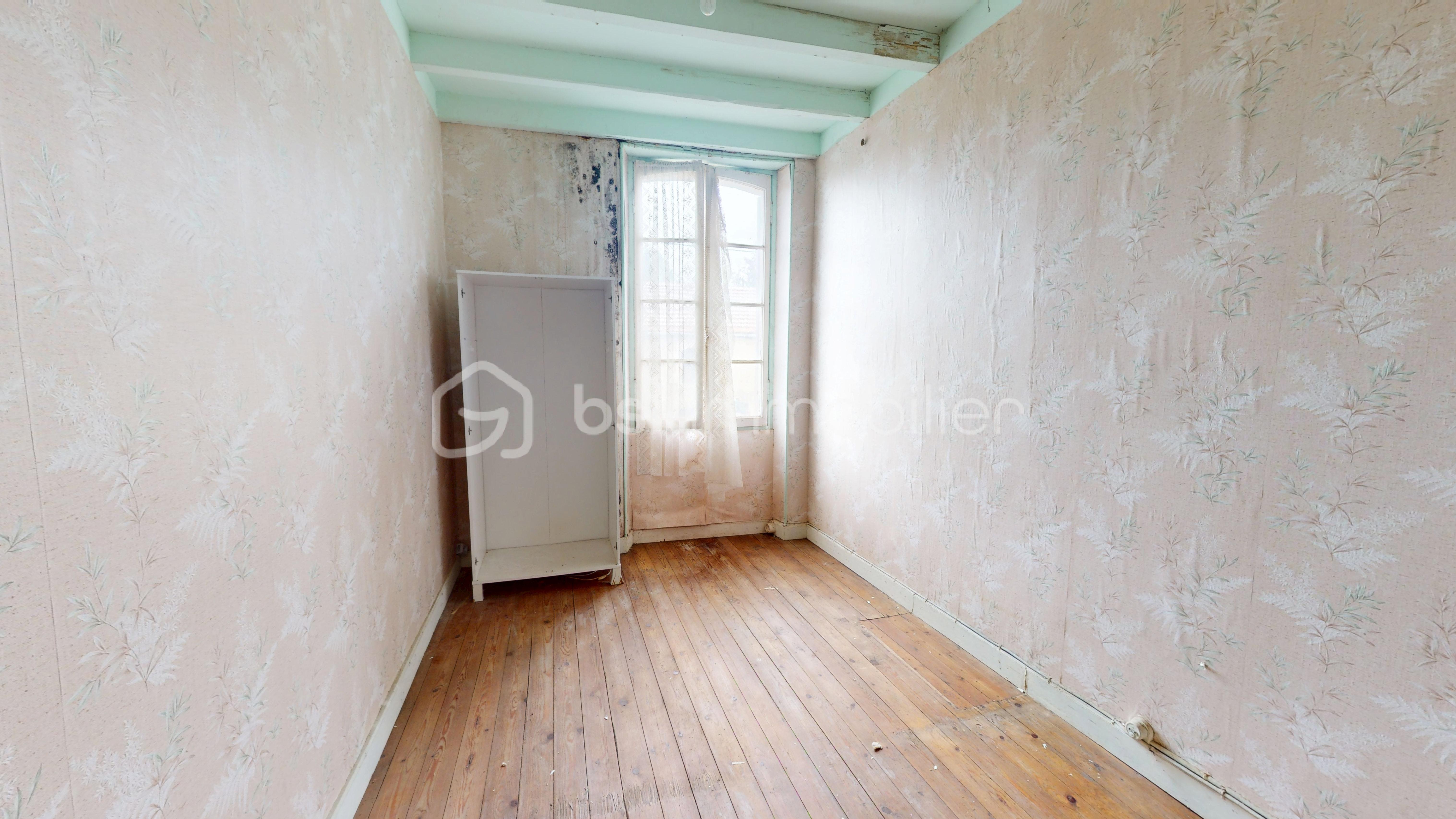 Maison de 268 m² - 15-avenue-du-pont-de-la-grace-09212025_205546.jpg