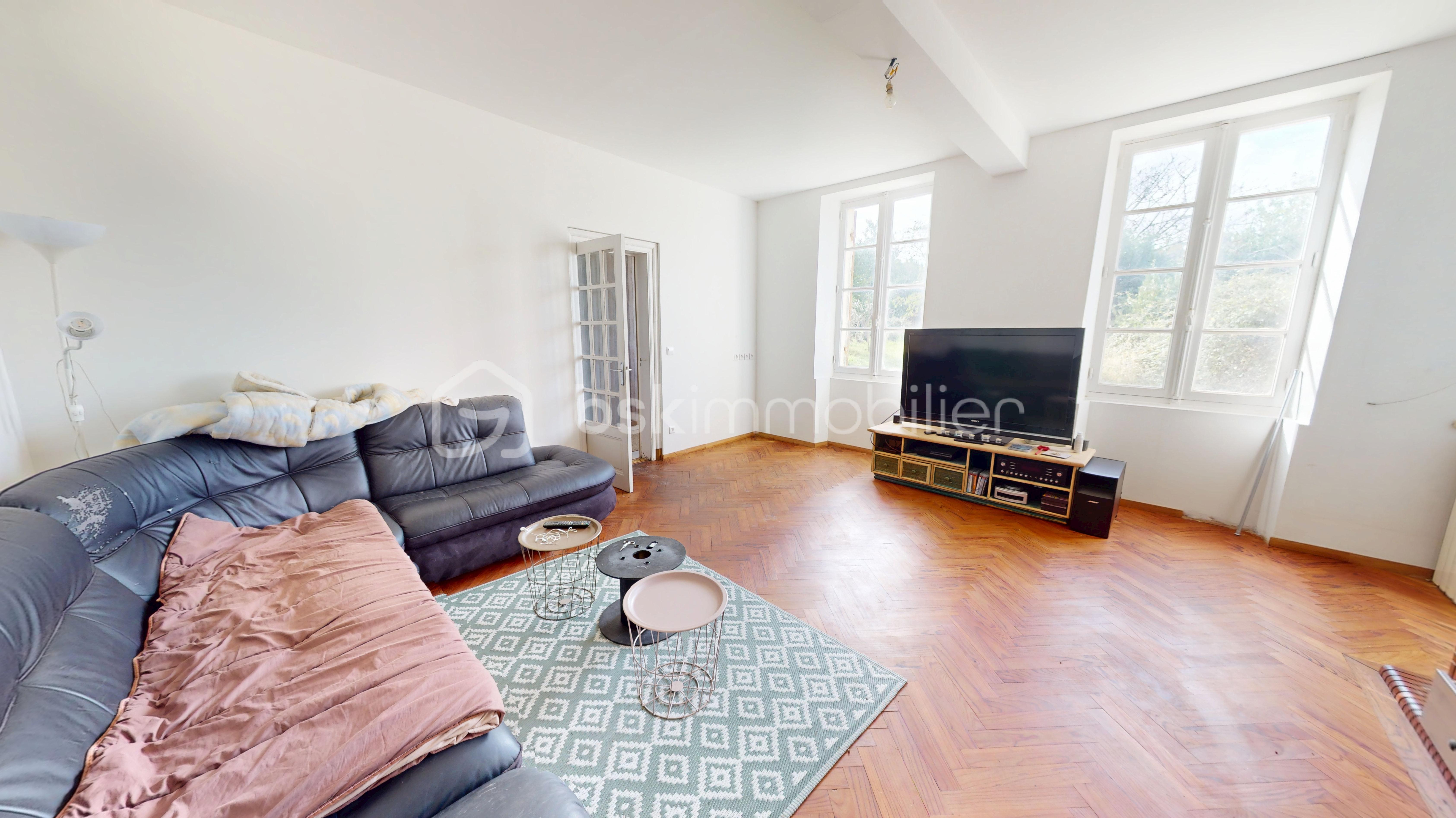Maison de 268 m² - 15-avenue-du-pont-de-la-grace-09212025_204214.jpg
