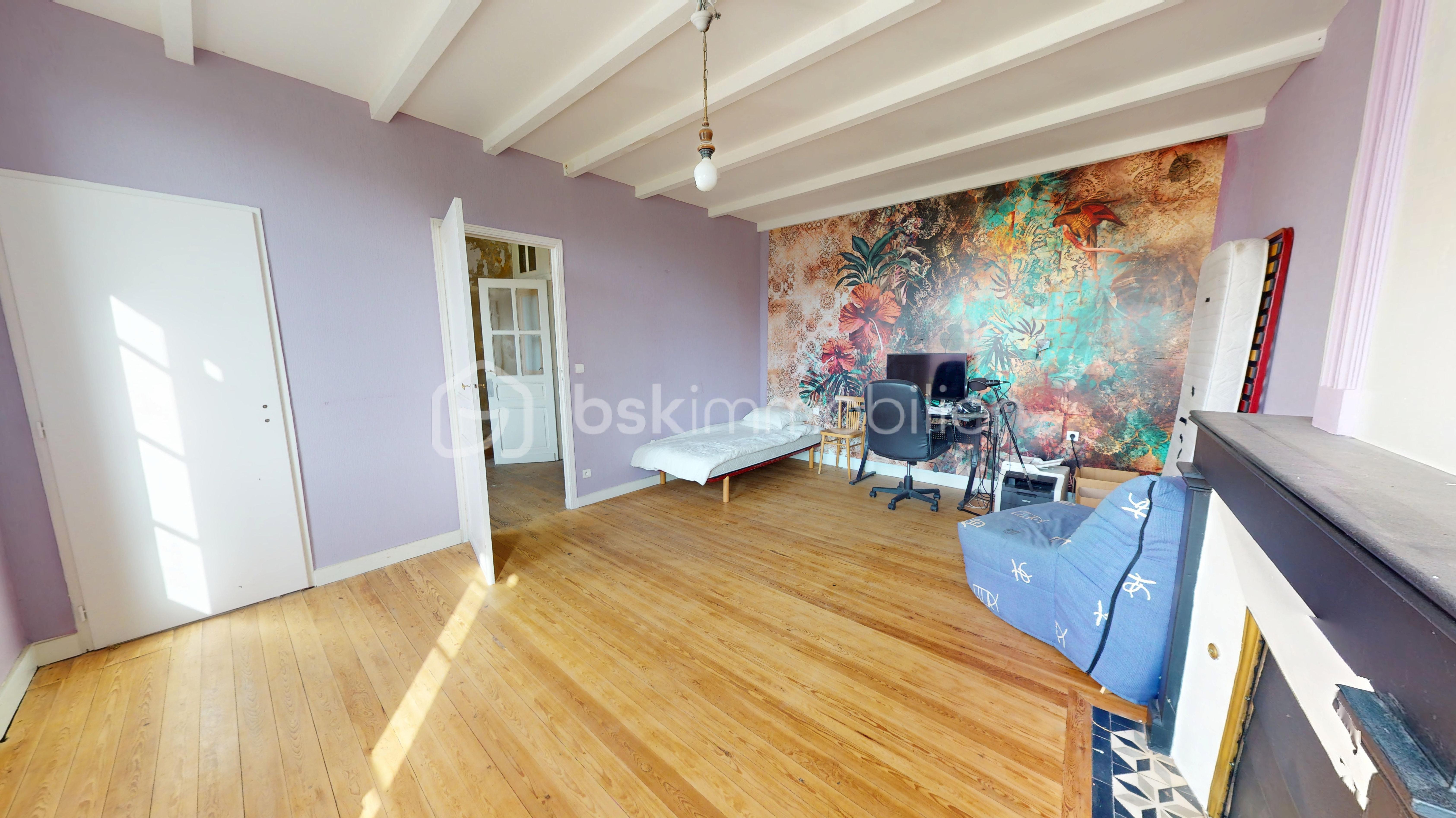 Maison de 268 m² - 15-avenue-du-pont-de-la-grace-09212025_211138.jpg