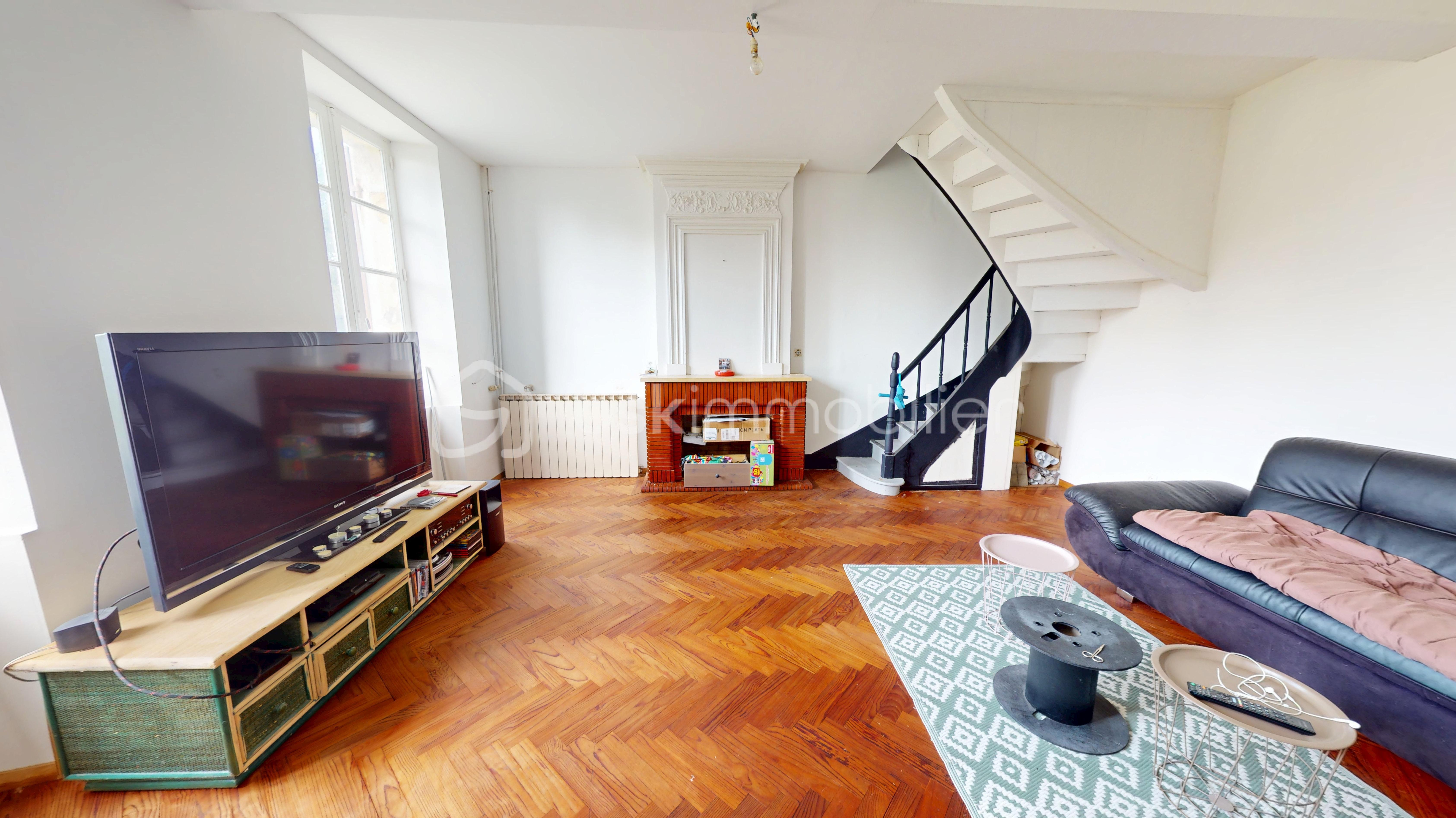 Maison de 268 m² - 15-avenue-du-pont-de-la-grace-09212025_204254.jpg