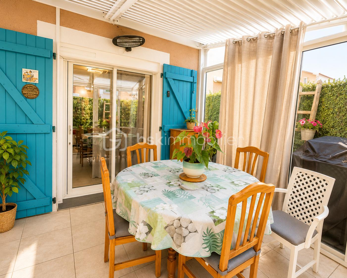 veranda.jpg