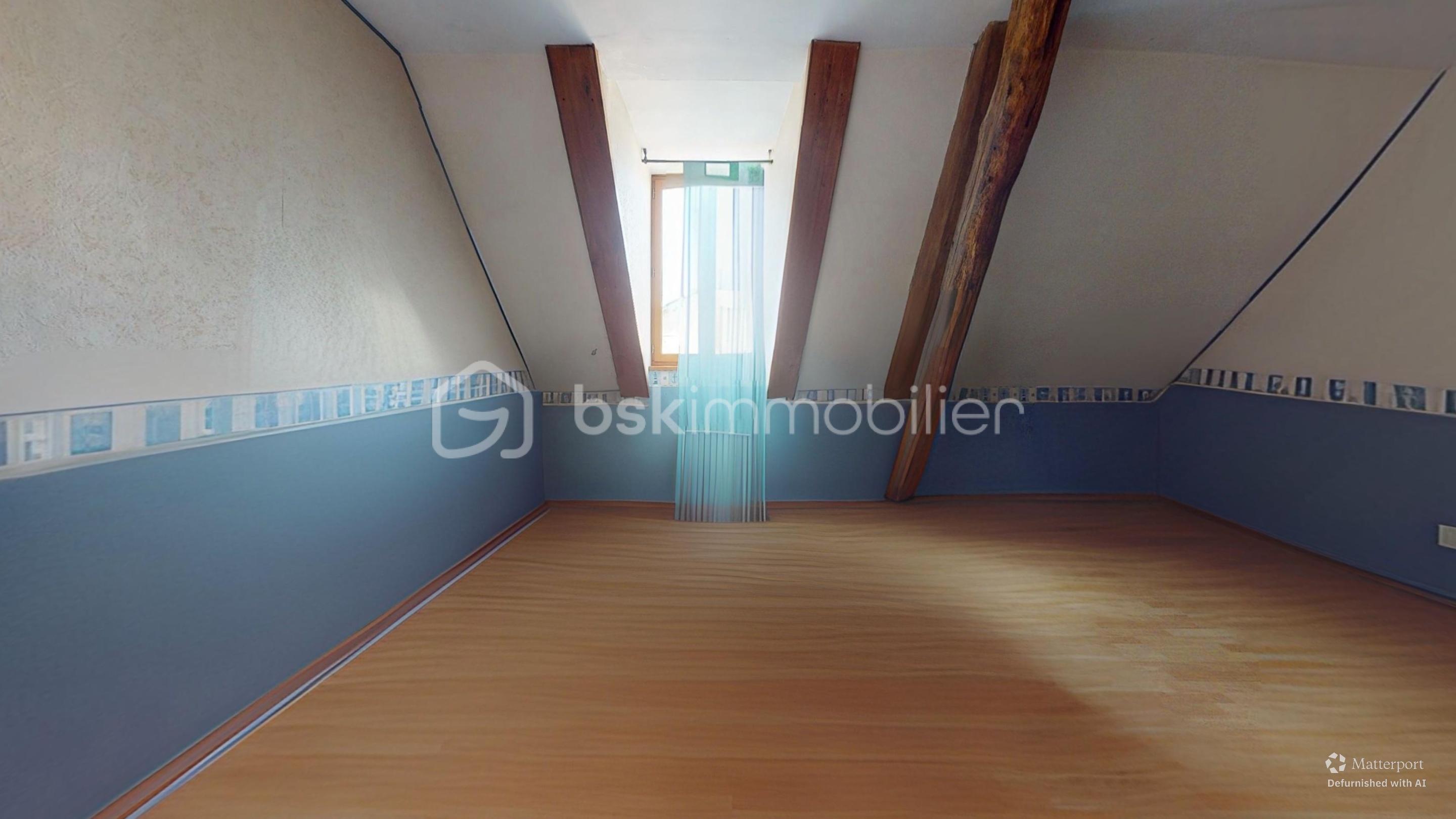 Maison de 86 m² - 82-Rue-Demersay-Bedroom-Defurnished.jpg