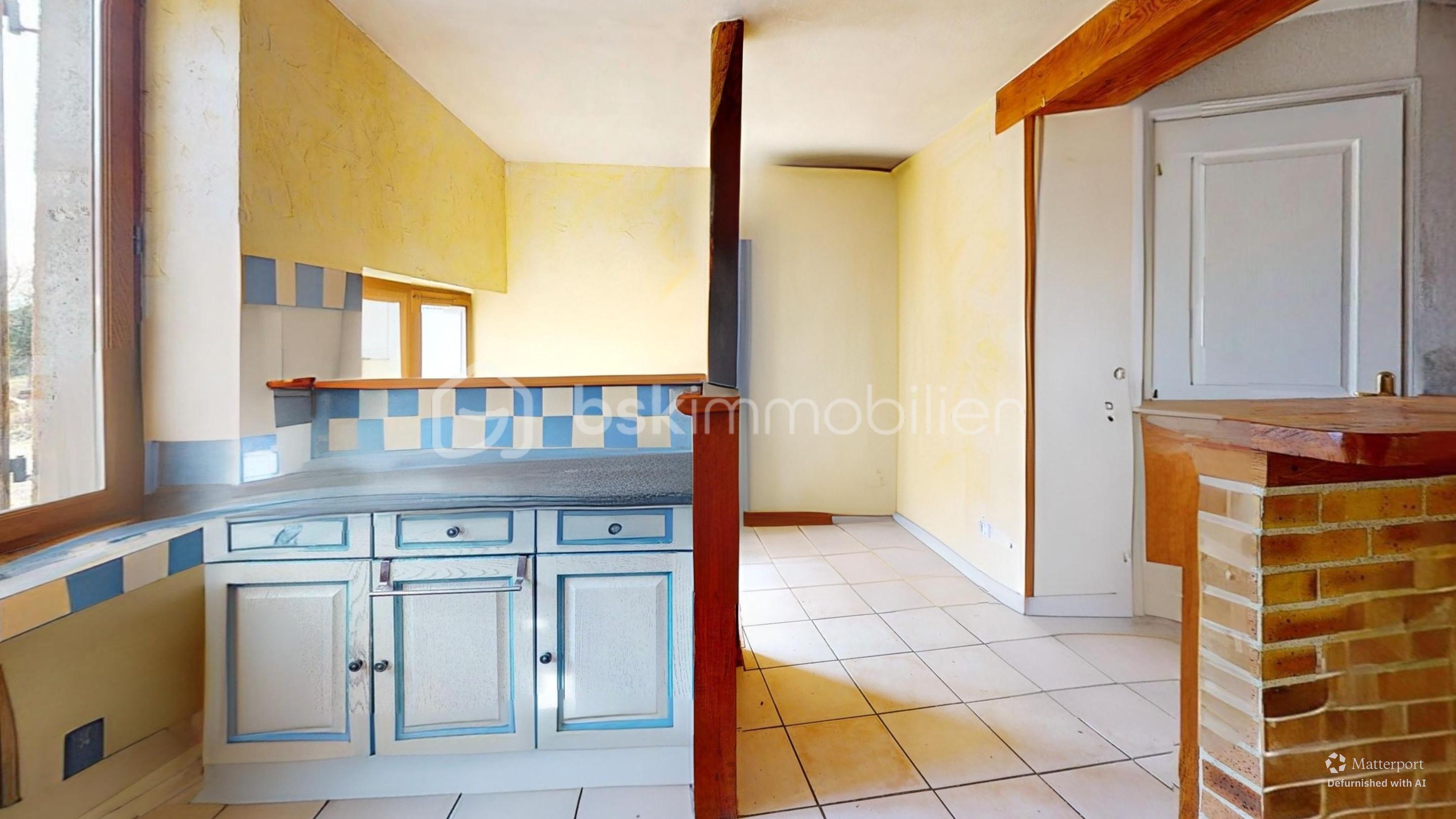 Maison de 86 m² - 82-Rue-Demersay-Kitchen-Defurnished.jpg