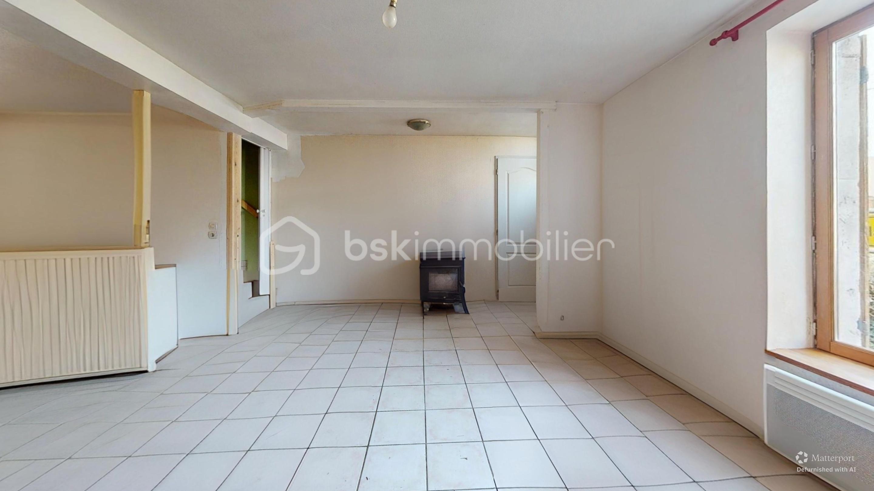 Maison de 86 m² - 82-Rue-Demersay-Living-Room-Defurnished 1.jpg