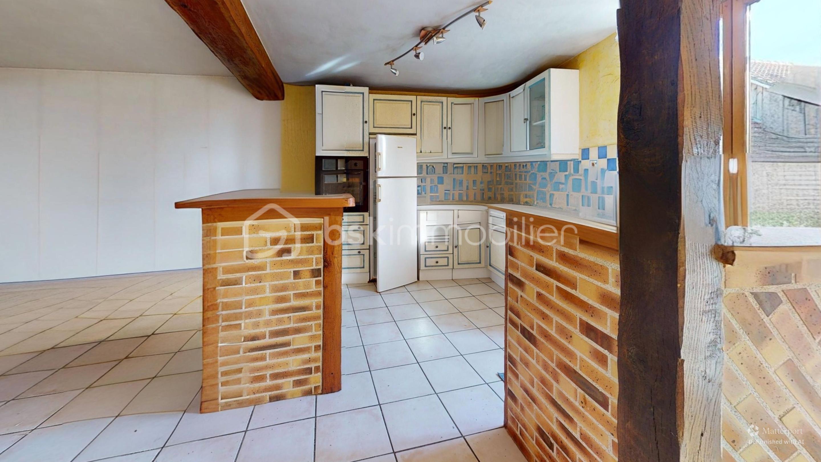 Maison de 86 m² - 82-Rue-Demersay-Kitchen-Defurnished 1.jpg