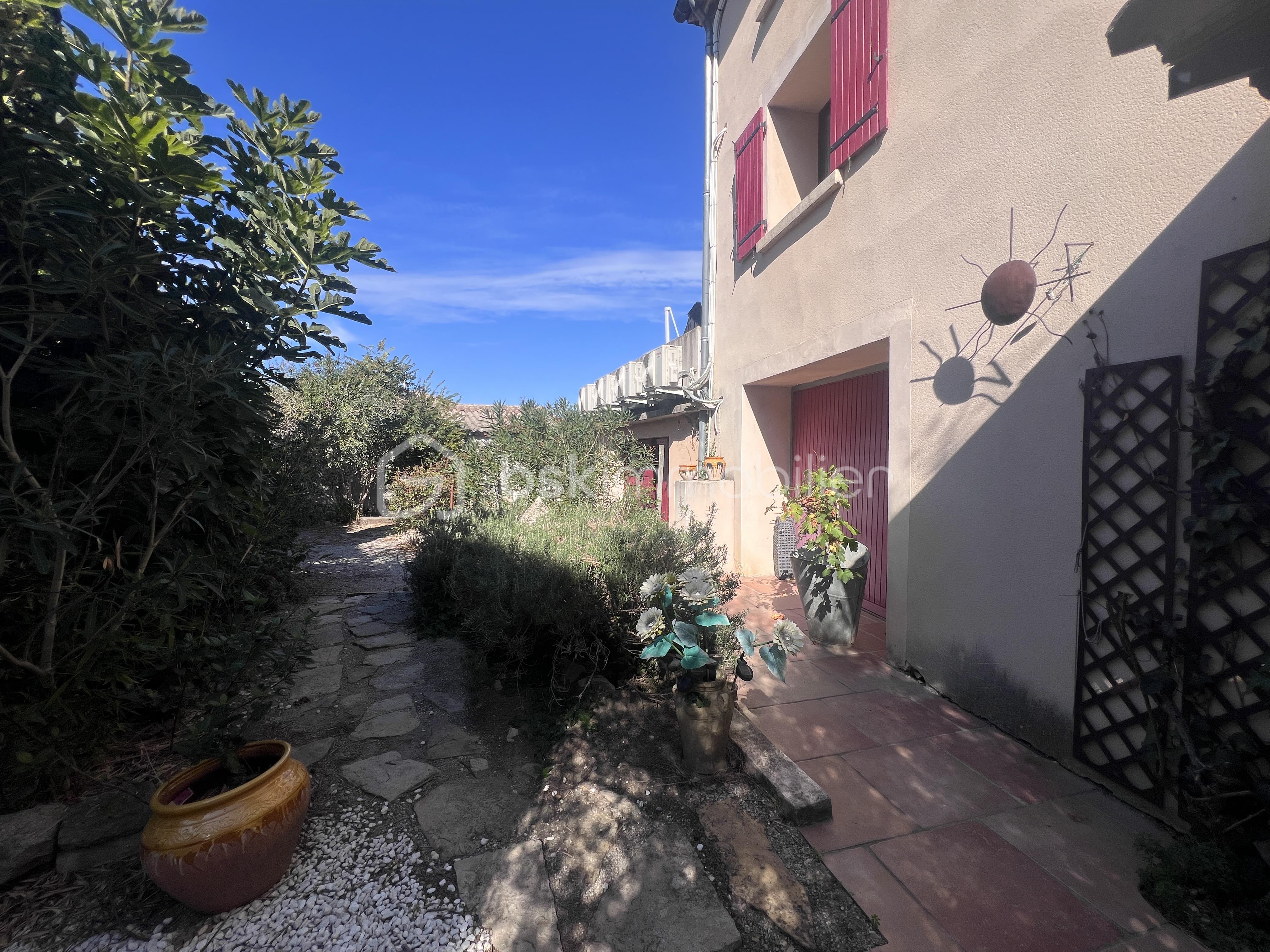 Maison en pierre de 223 m²