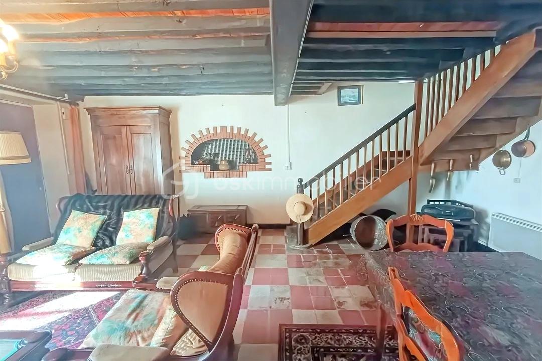 Maison de 150 m² - hoqi-2933972971c84b49afa02f407505bb70.jpg