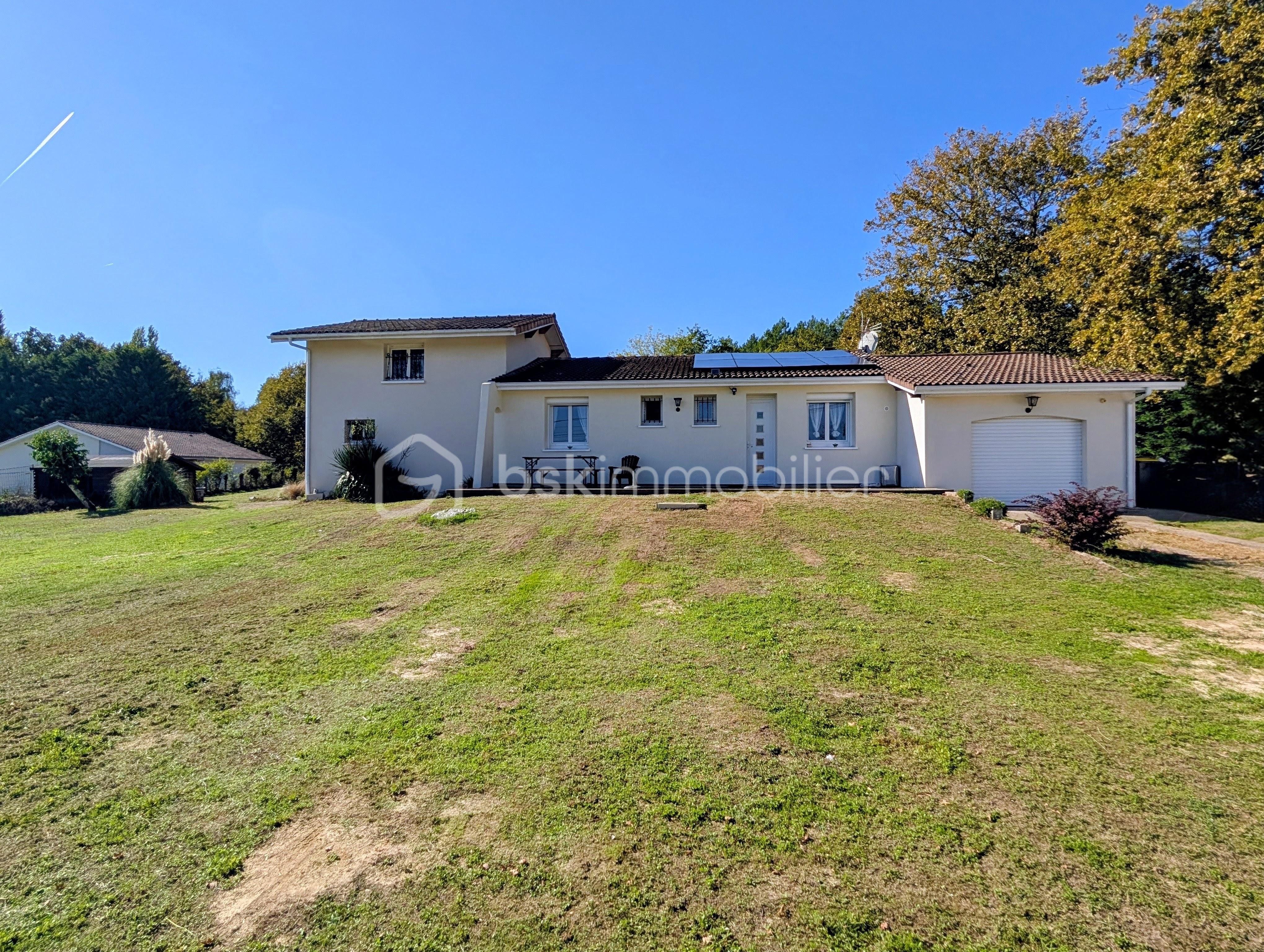 Maison 5 pièces 147 m² · à Laruscade · 147 m² · 286 200 €