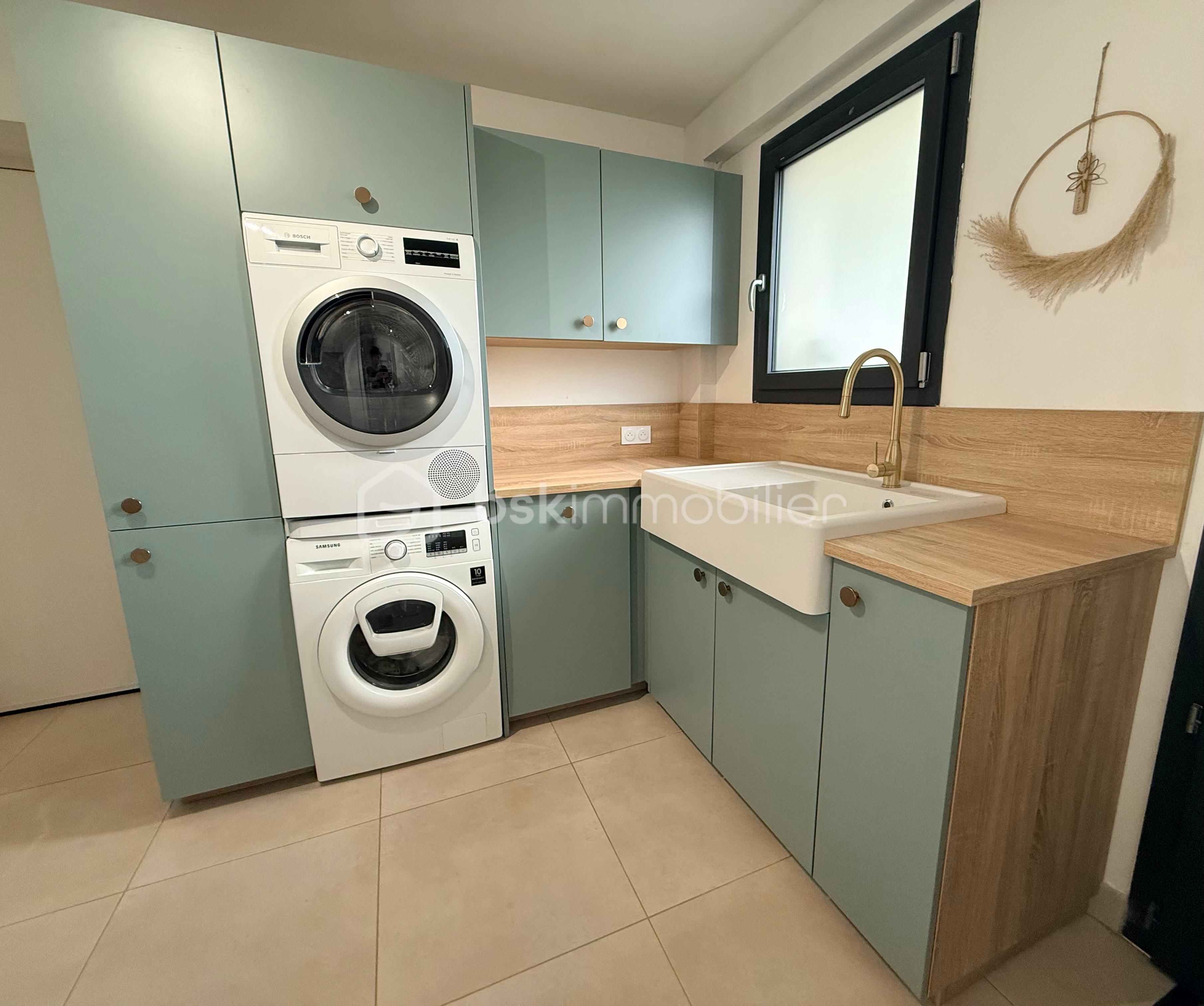 Maison de 145 m² - 189b108e-8de1-4ed9-ab50-a3ea9013510c.jpeg