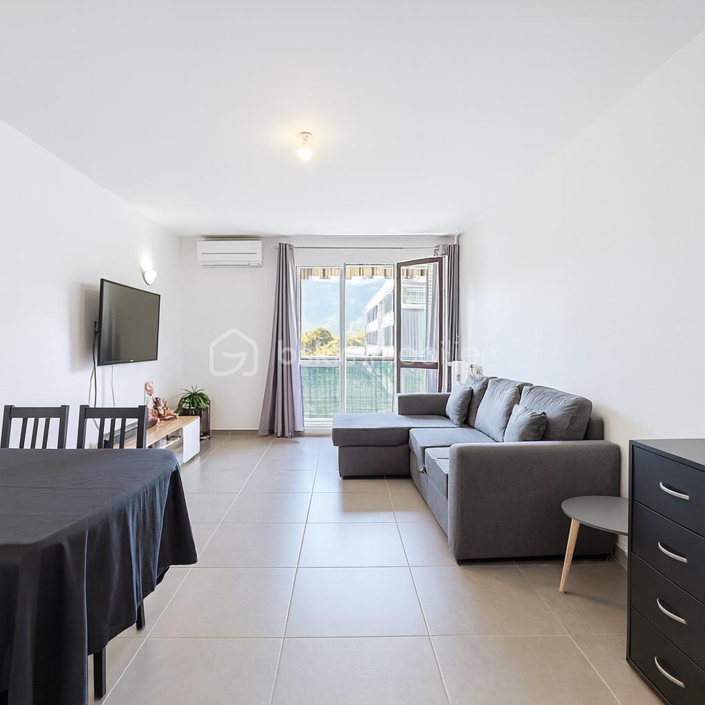 Appartement de 84 m² - 9eb5e765-e103-4a7f-ba09-bef3cb11e974.png