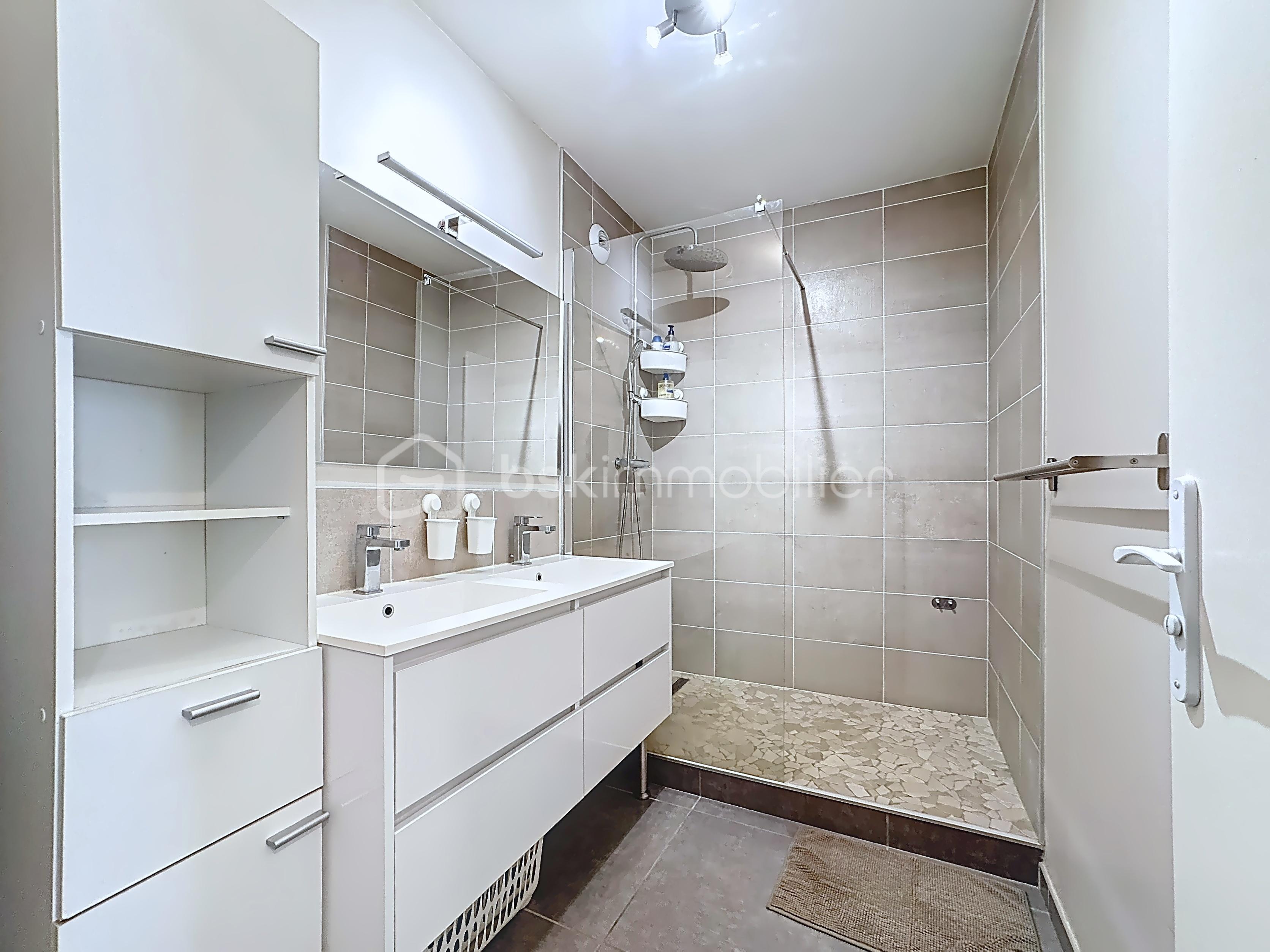 Appartement de 84 m² - 5910b712ddc1553512dce439858147a1.png