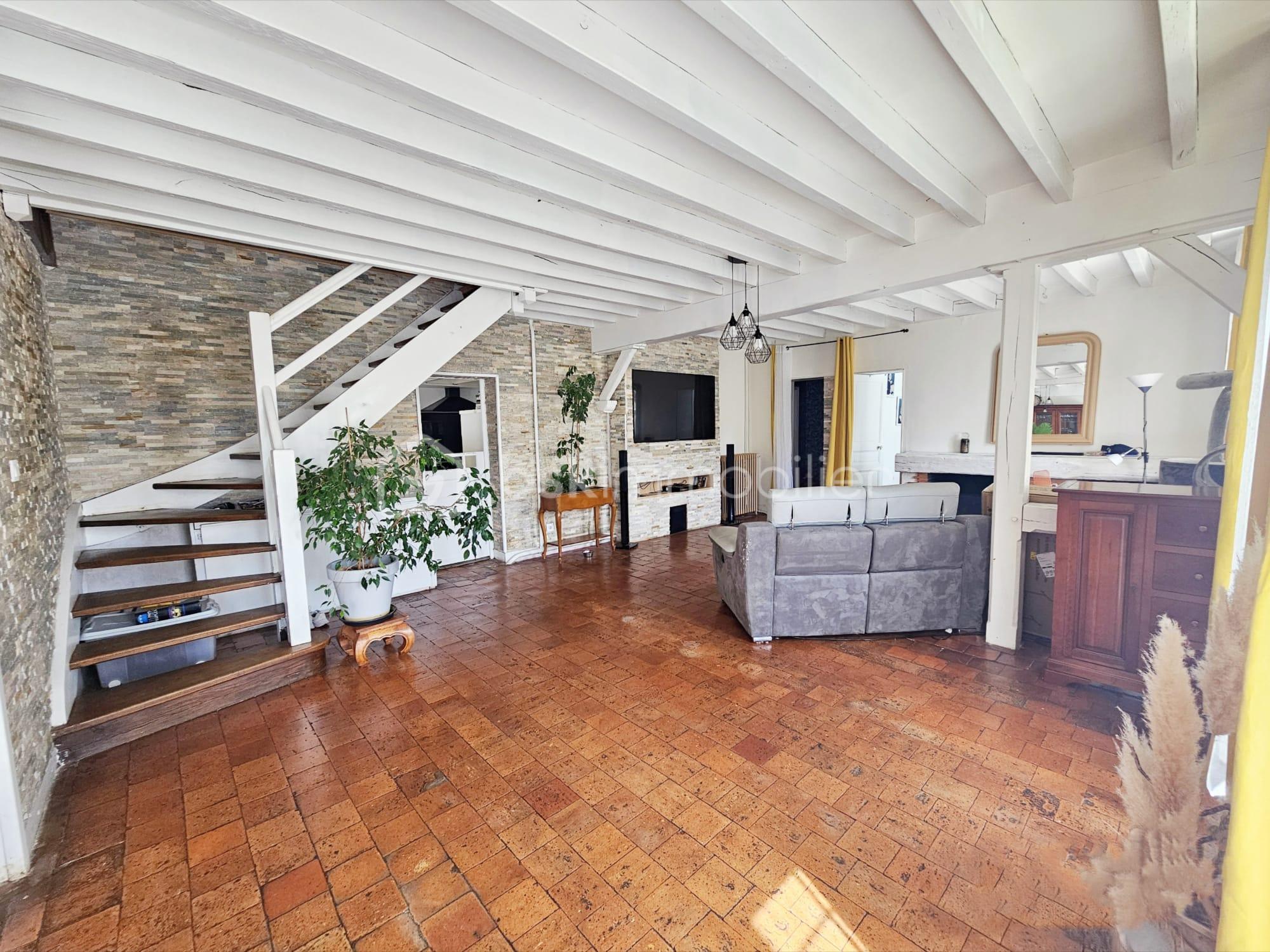 Maison longere de 252 m² - WhatsApp Image 2025-08-02 at 16.59.50.jpeg