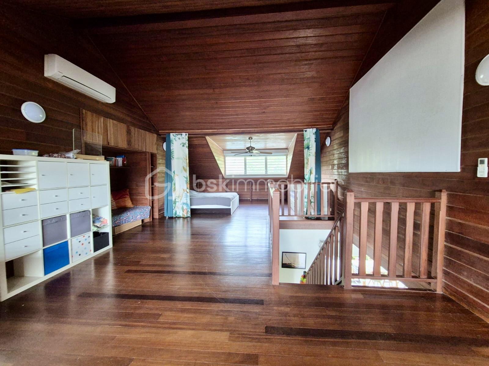 Villa de 200 m² - ec02a7fd-8645-4d75-b93a-54141fbd436b.jpg