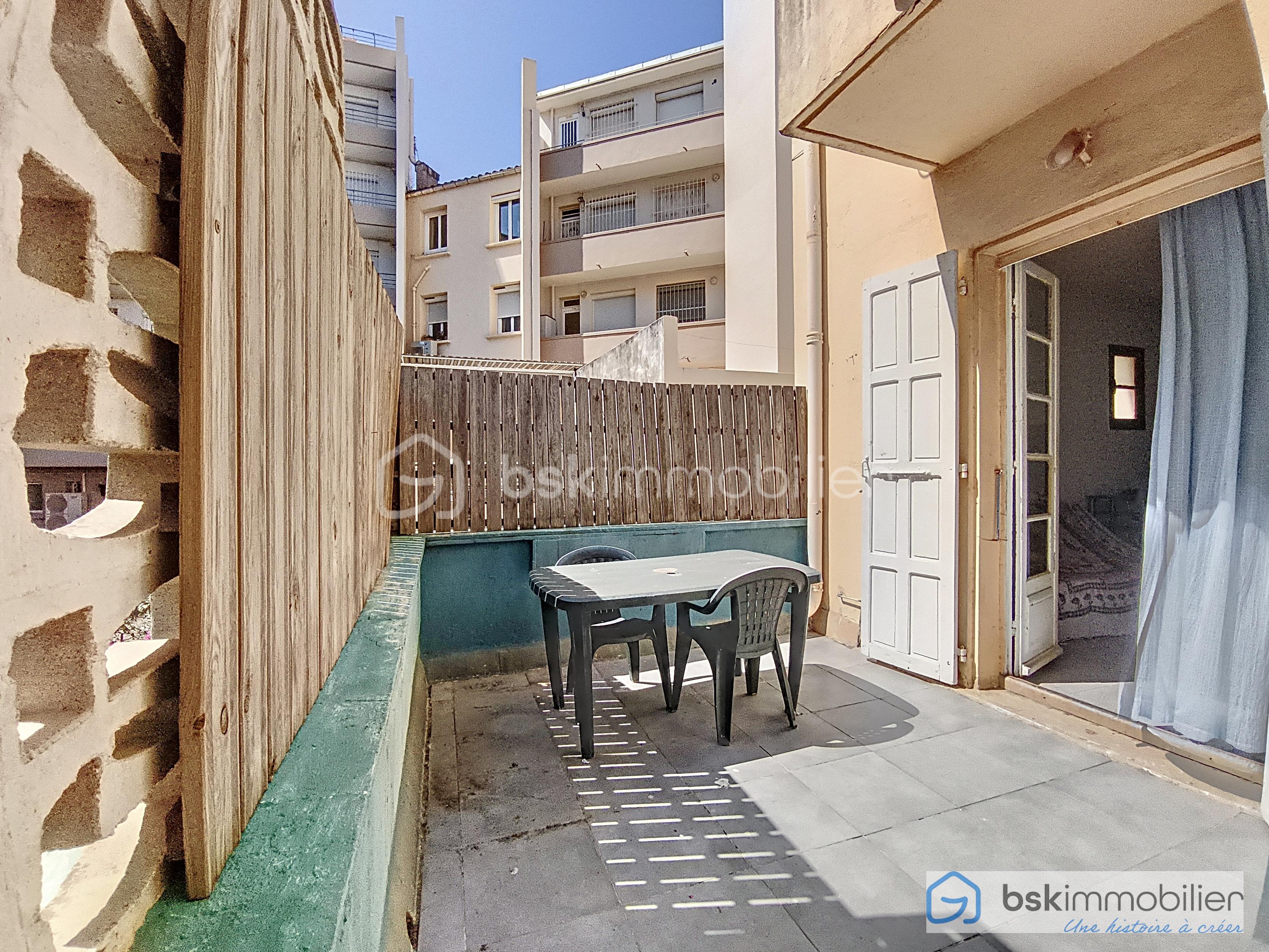 Appartement de 22,65 m² - terrasse.jpg