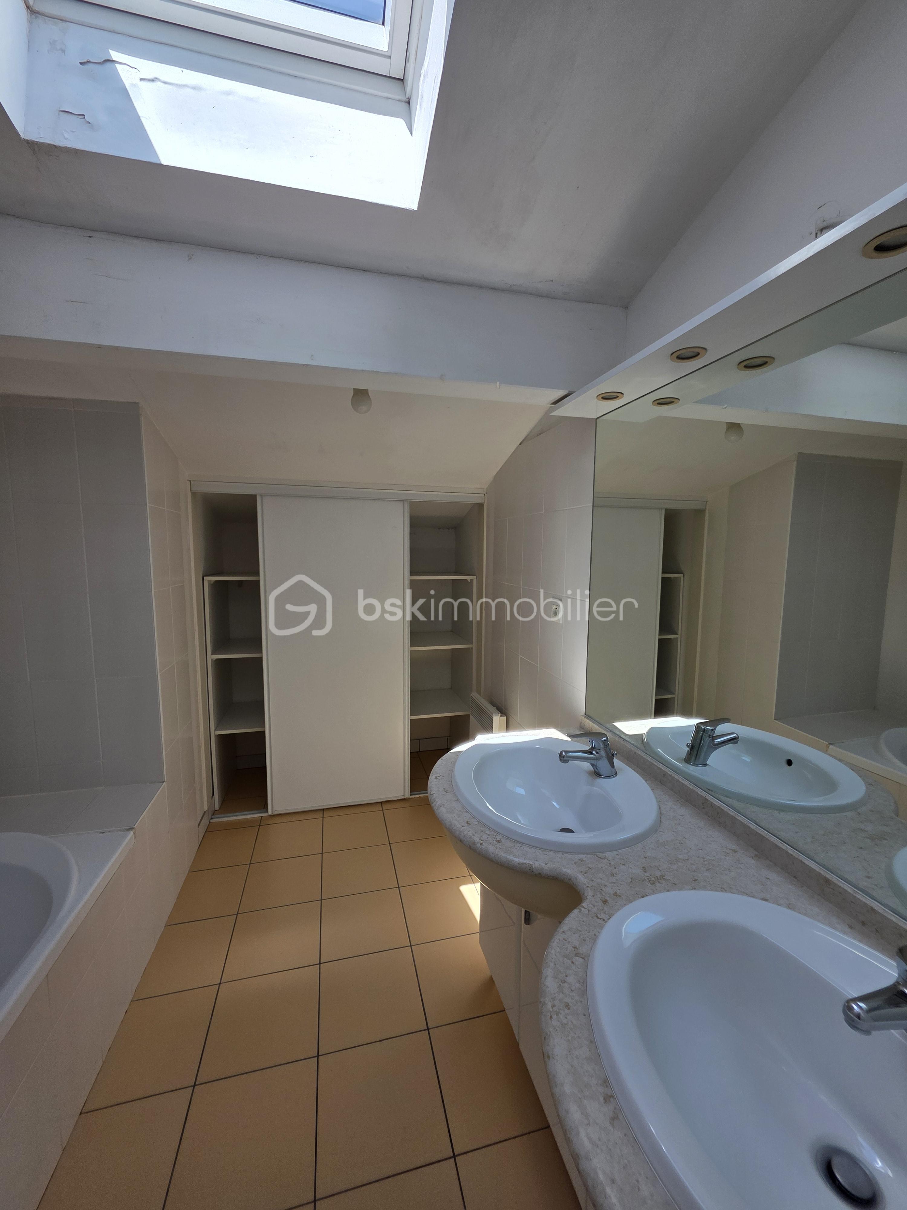 Maison de 80 m² - sdb.jpg