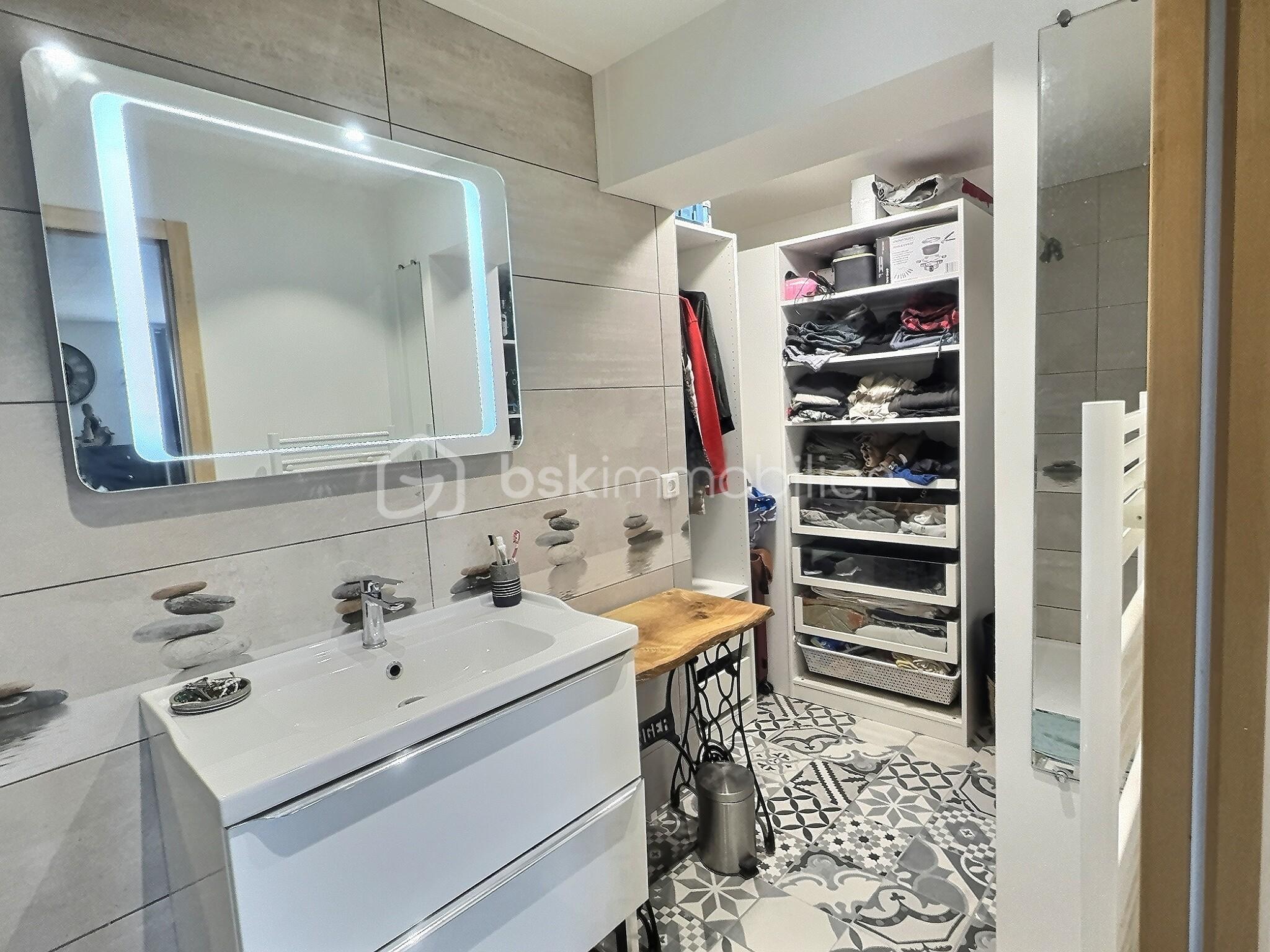 Appartement de 53 m² - exposio_132823980.jpg